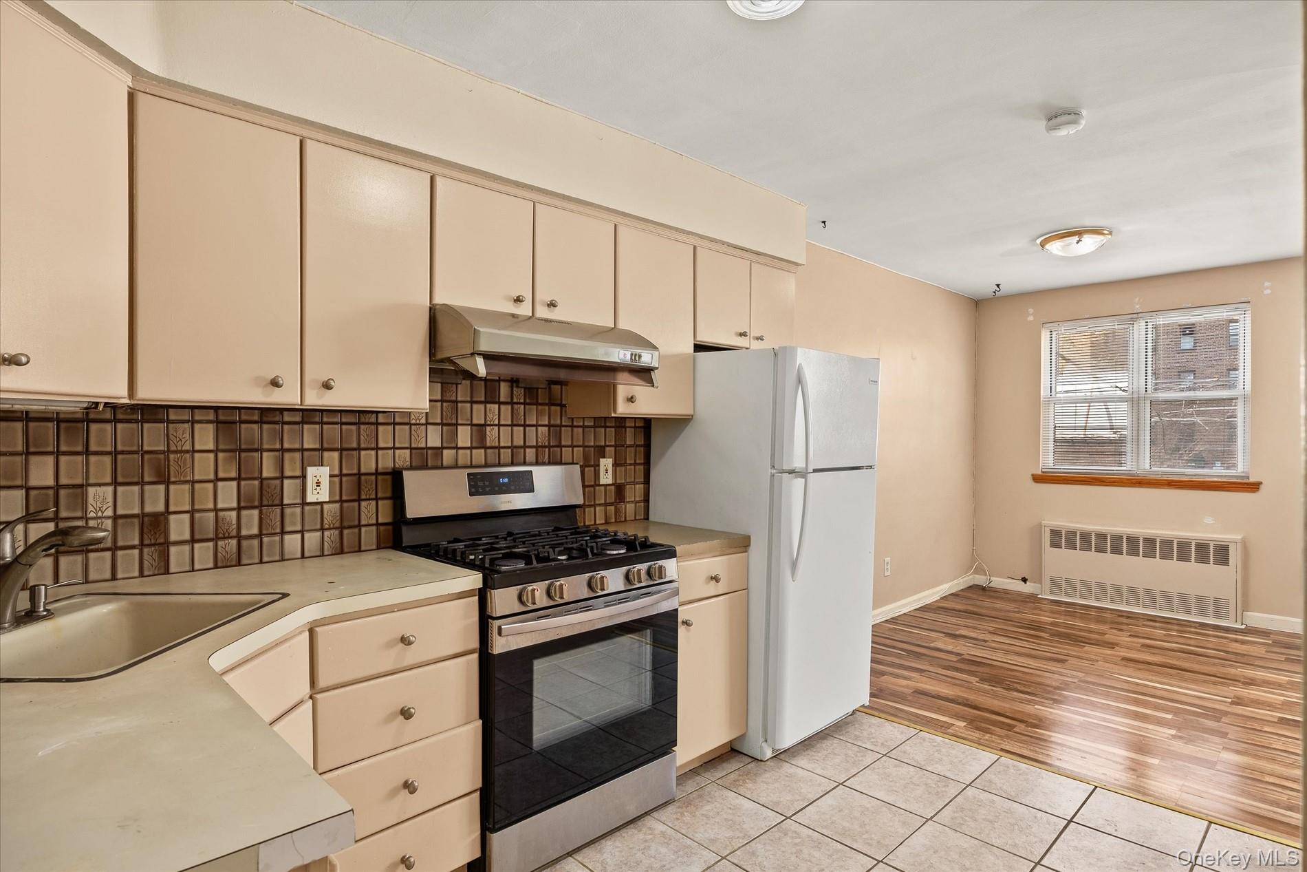 5263 65th Place Property Photo 8