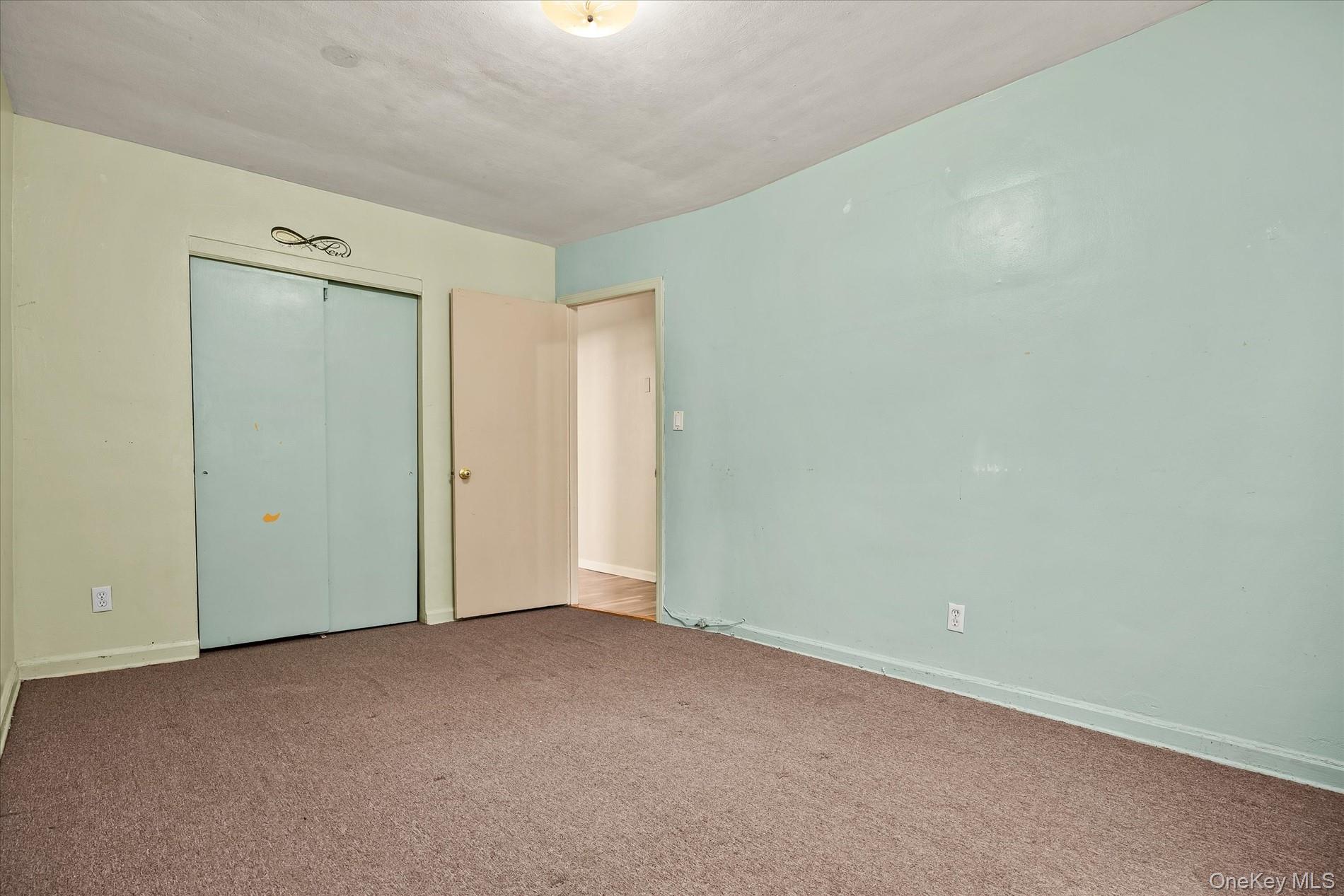 5263 65th Place Property Photo 10
