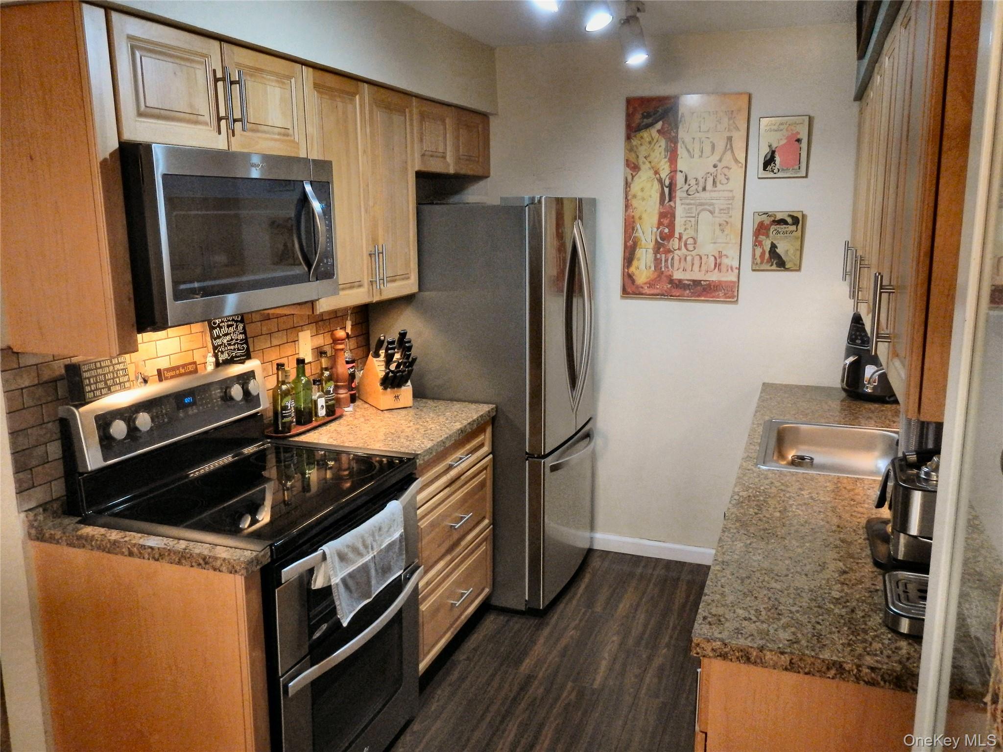 146 Millard Avenue 146 Property Photo 5