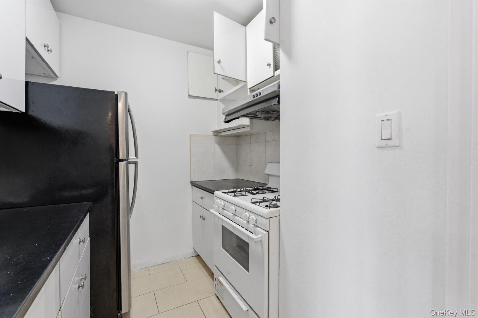 144-30 Sanford Ave 6v Property Photo 11