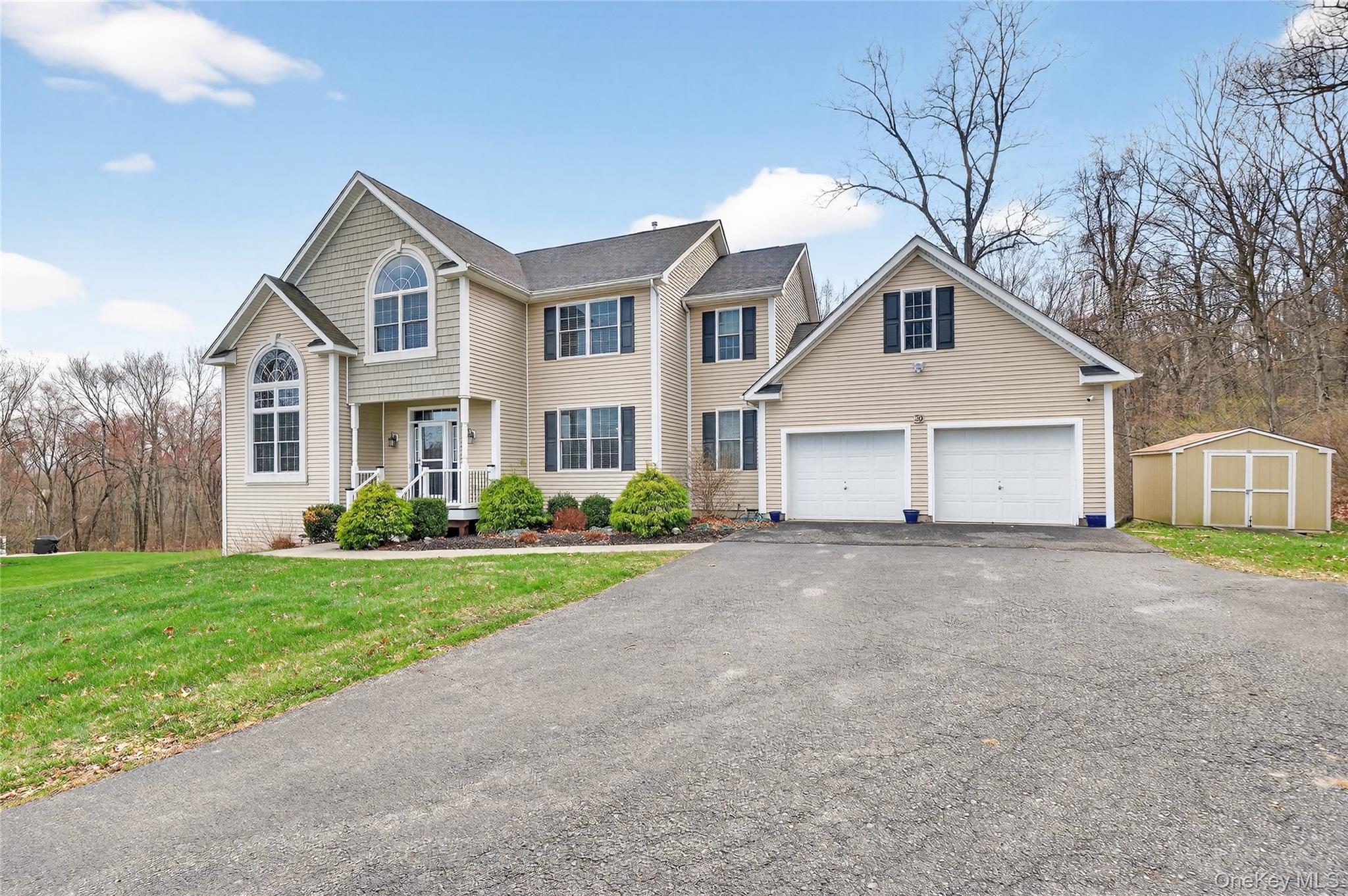 30 Meadowood Lane Property Photo 3