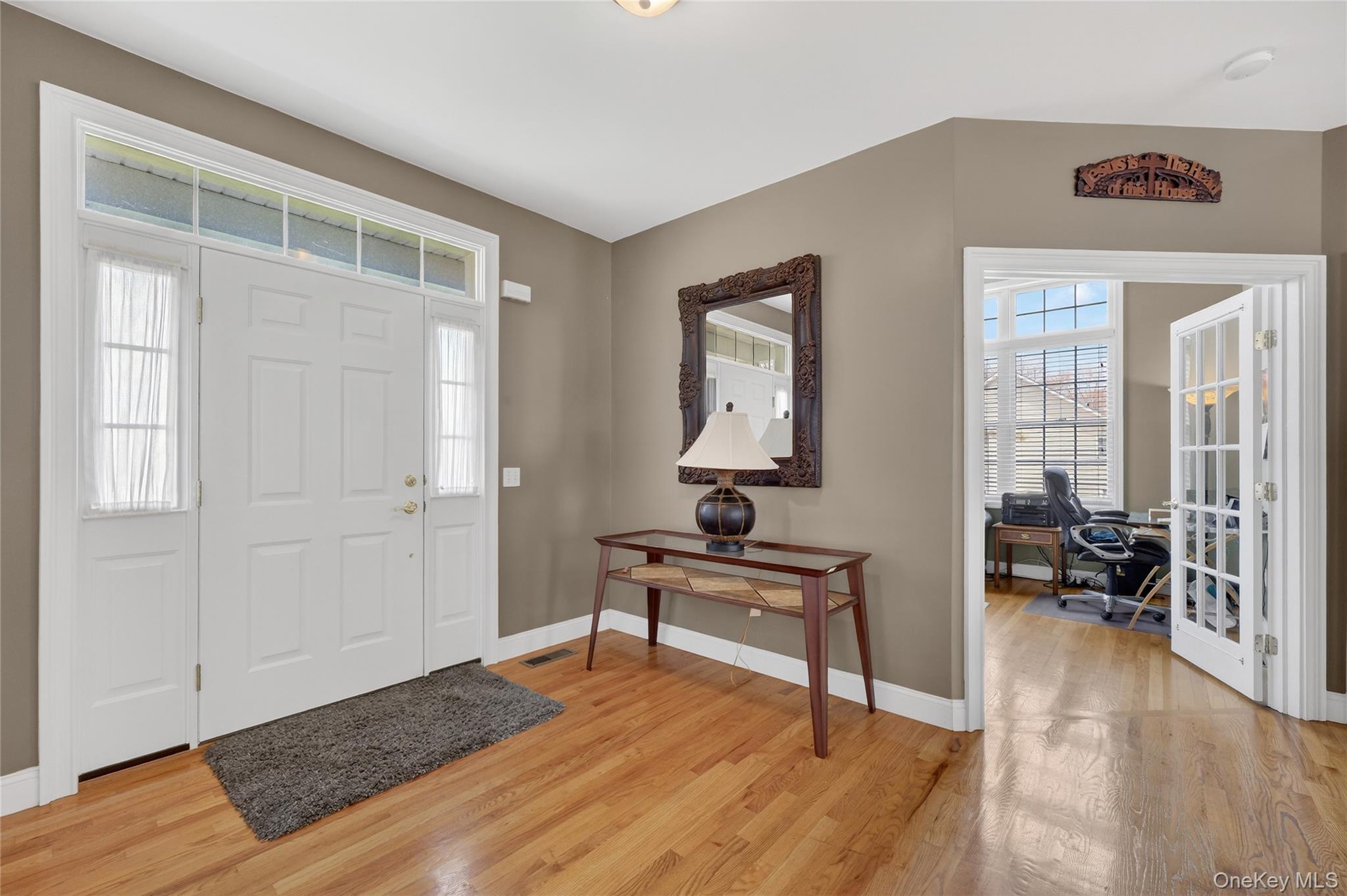 30 Meadowood Lane Property Photo 7