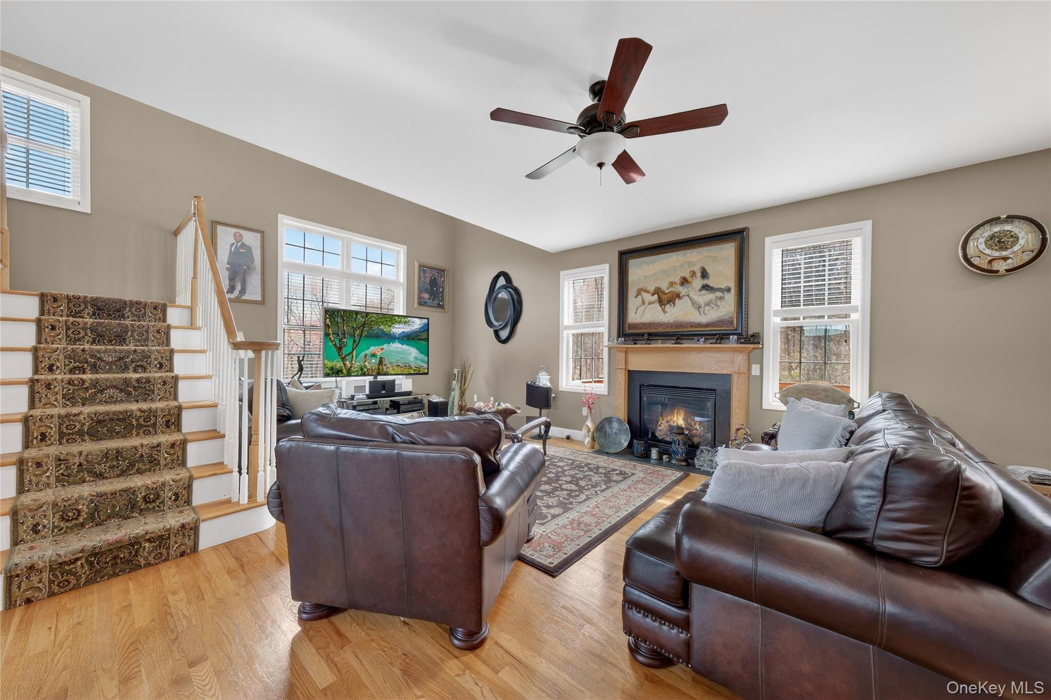 30 Meadowood Lane Property Photo 8