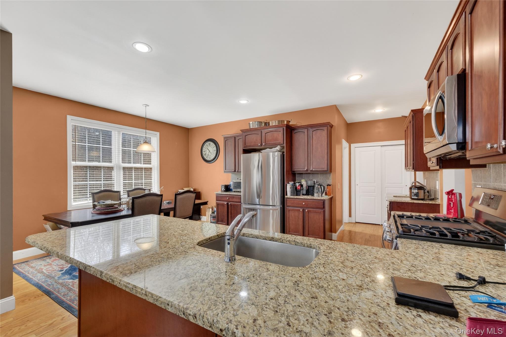 30 Meadowood Lane Property Photo 16