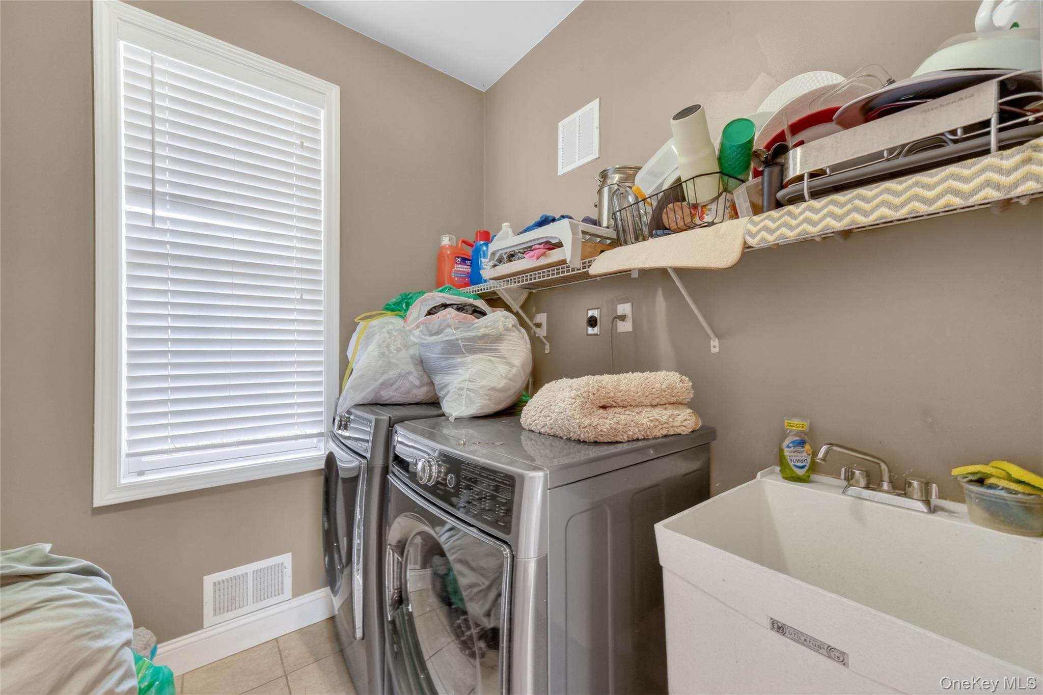30 Meadowood Lane Property Photo 24