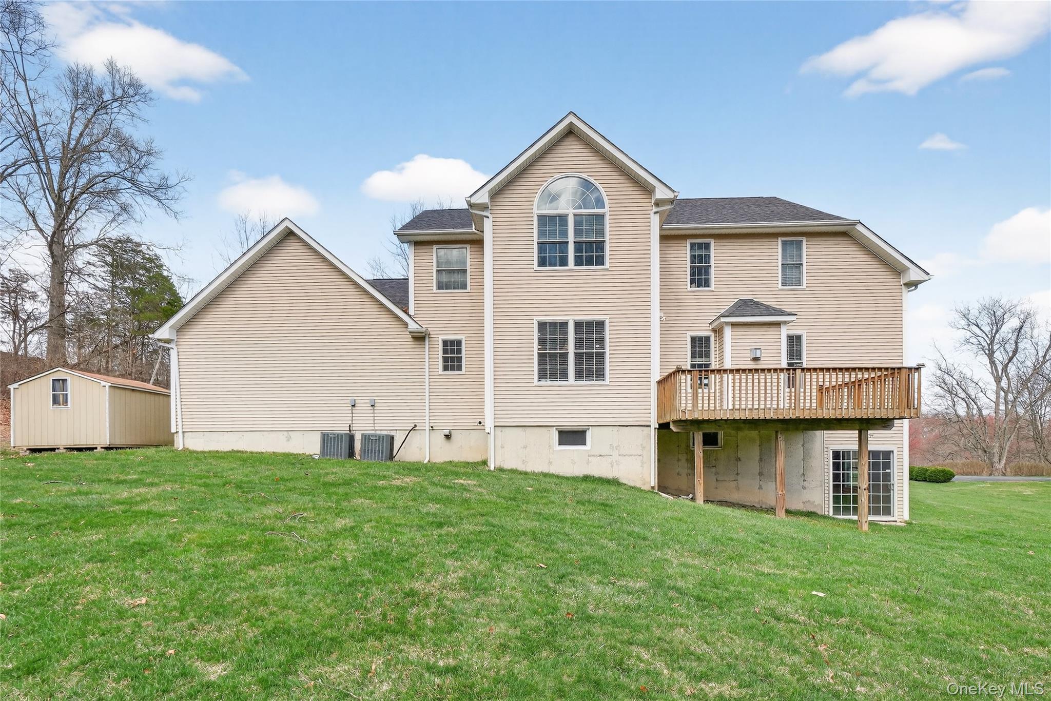 30 Meadowood Lane Property Photo 46