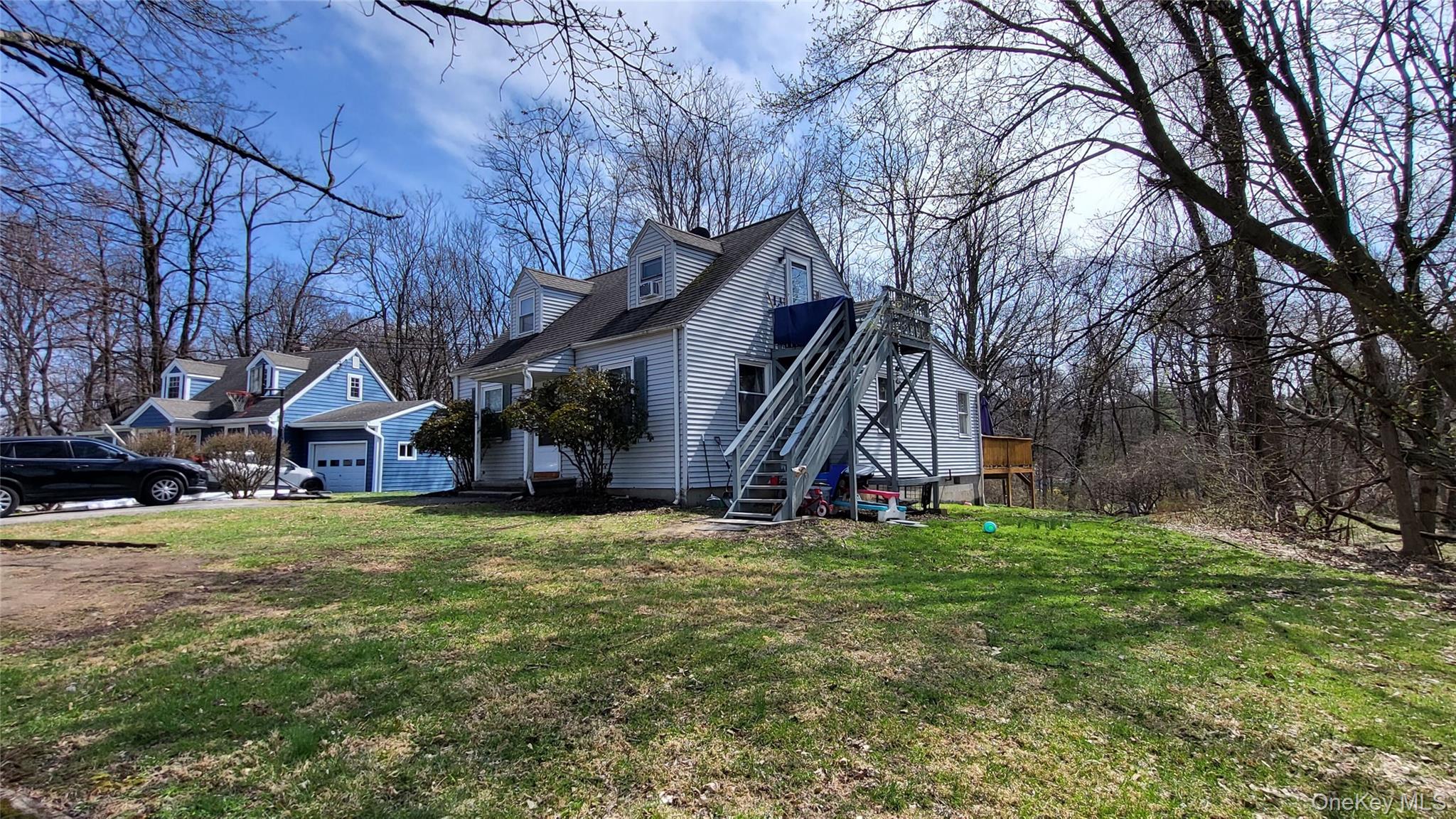 47 Kinderhook Drive Property Photo 3