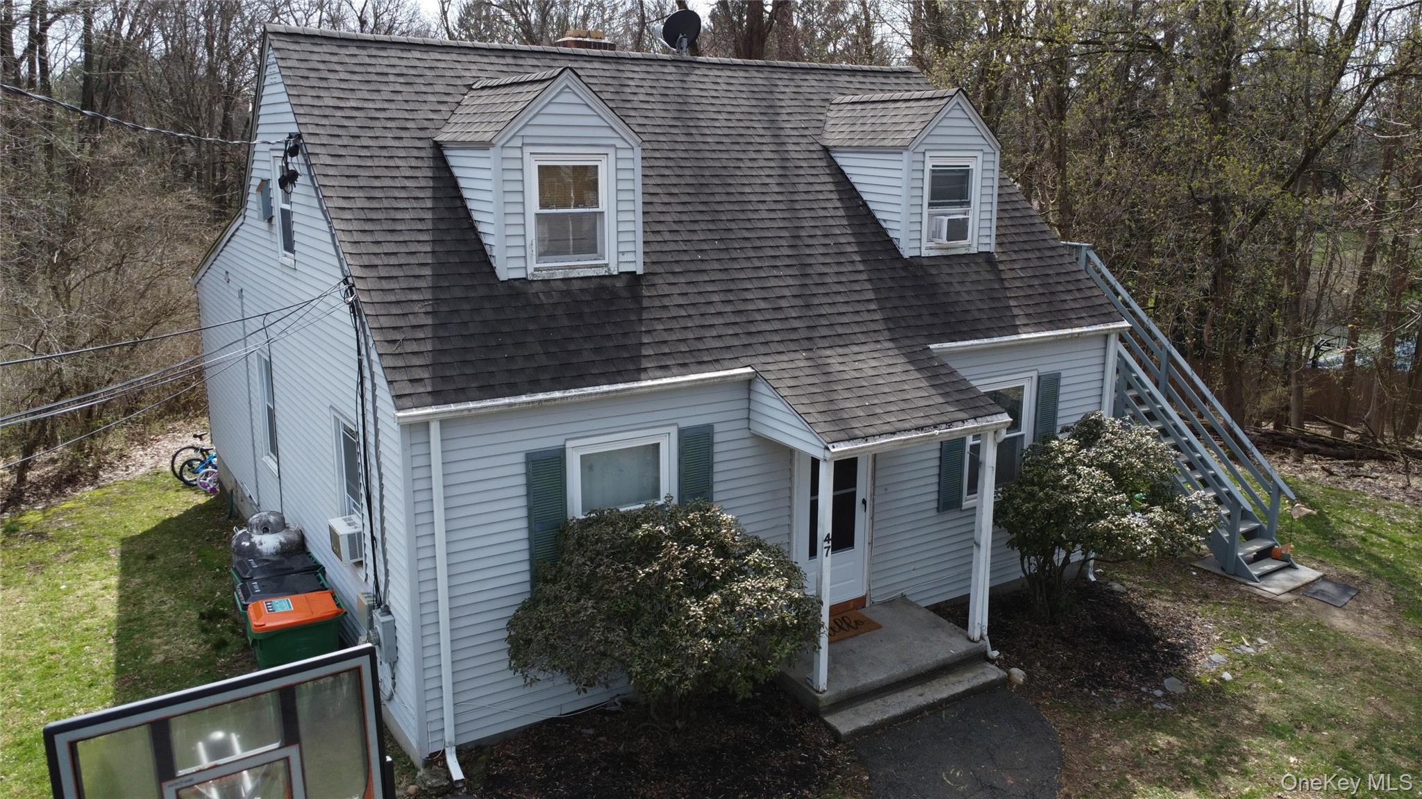 47 Kinderhook Drive Property Photo 11