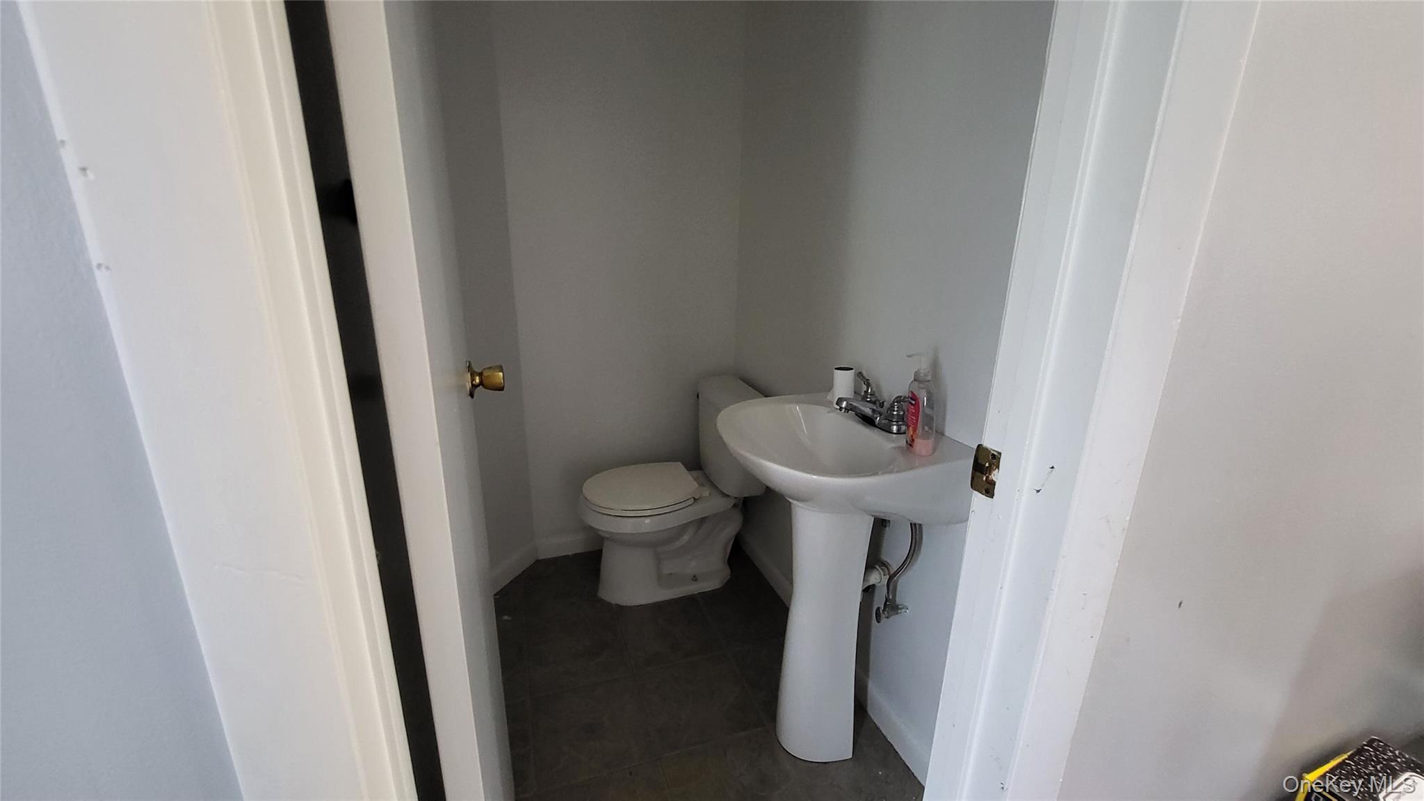 47 Kinderhook Drive Property Photo 31