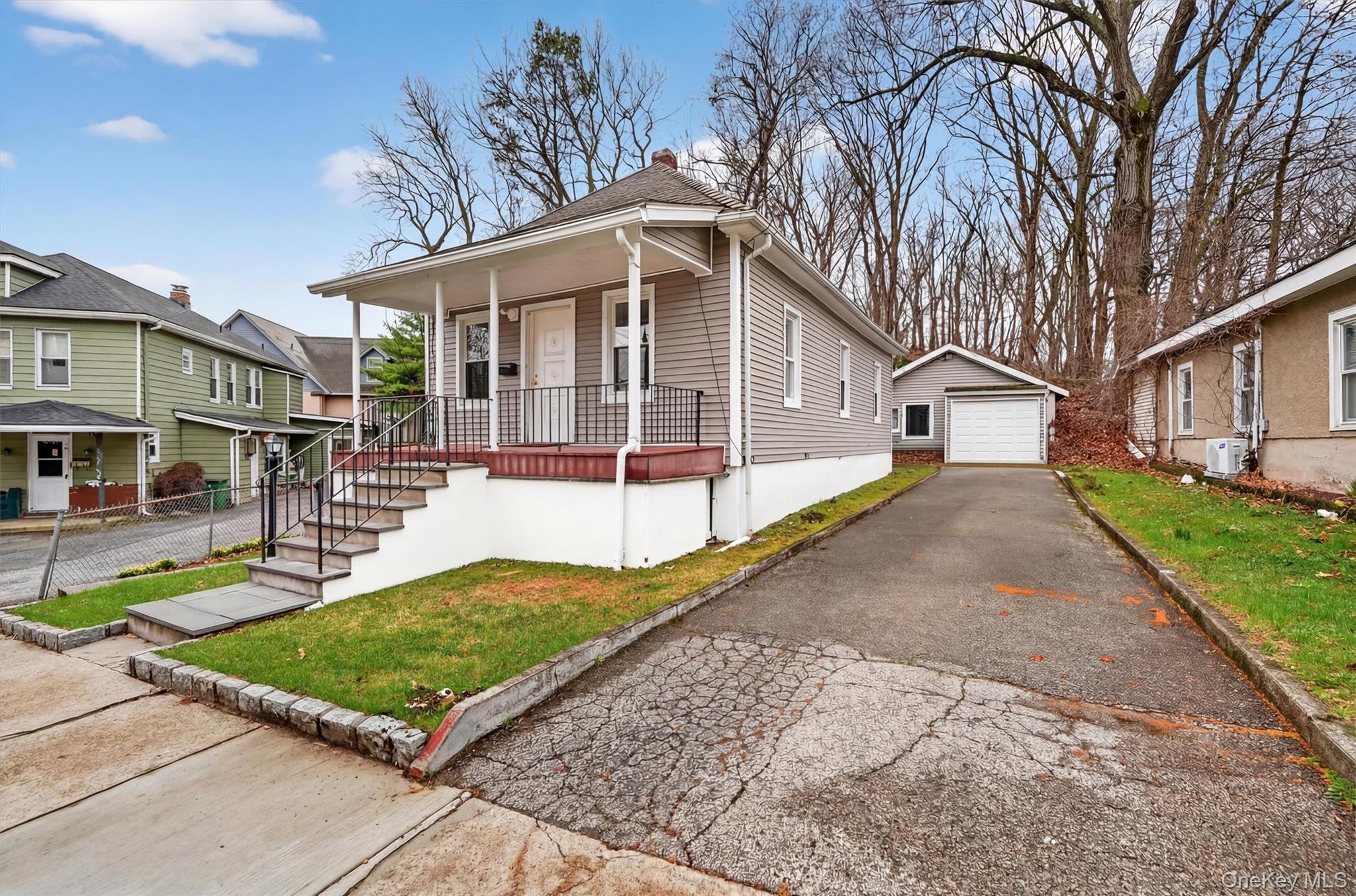 222 Bleakley Avenue Property Photo 2