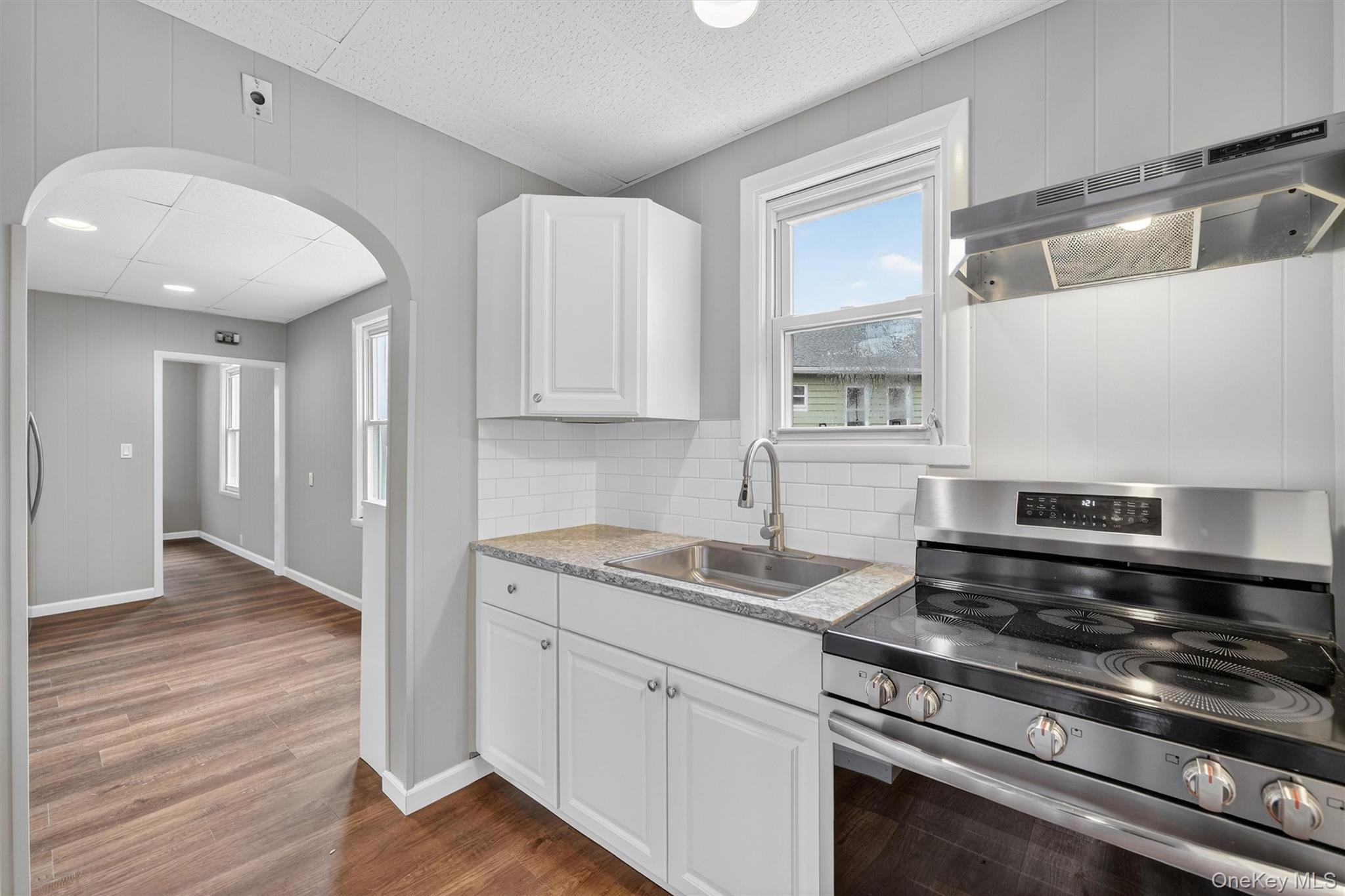 222 Bleakley Avenue Property Photo 13