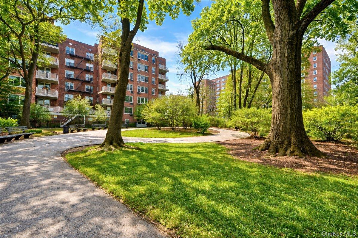 2600 Henry Hudson Parkway 5b Property Photo 13
