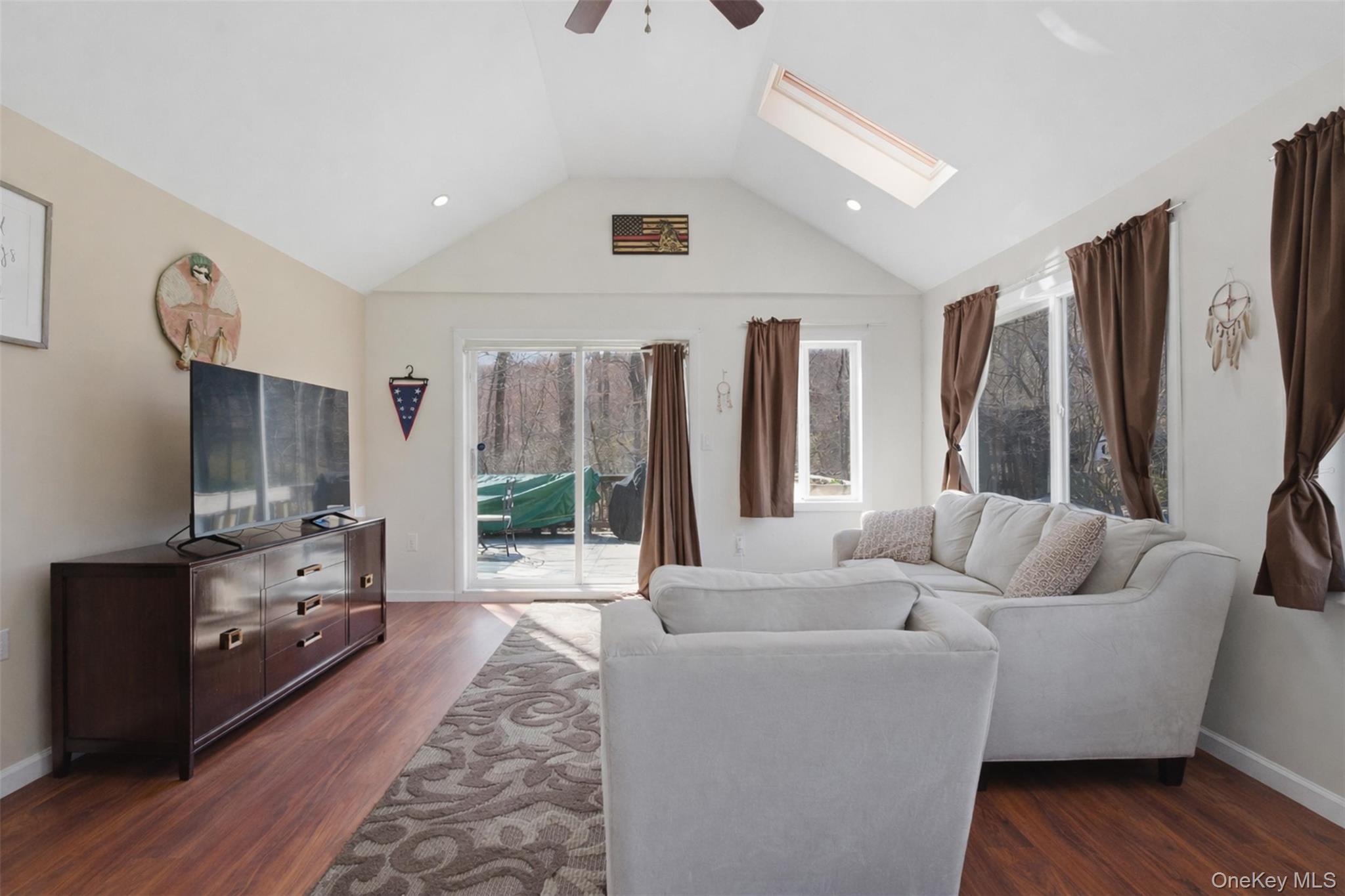 35 Highland Road Property Photo 3