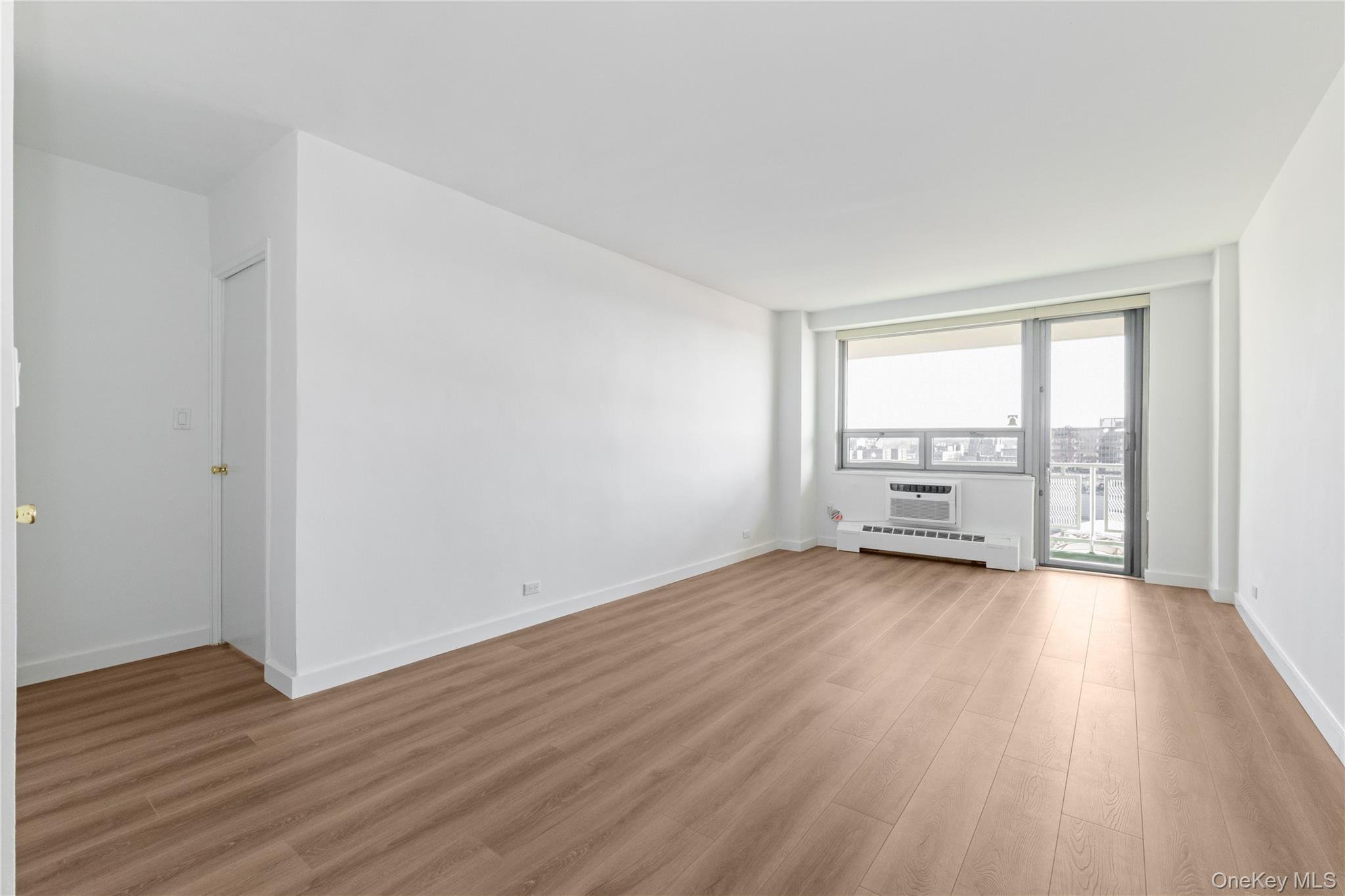 61-15 97 14E Property Photo 1