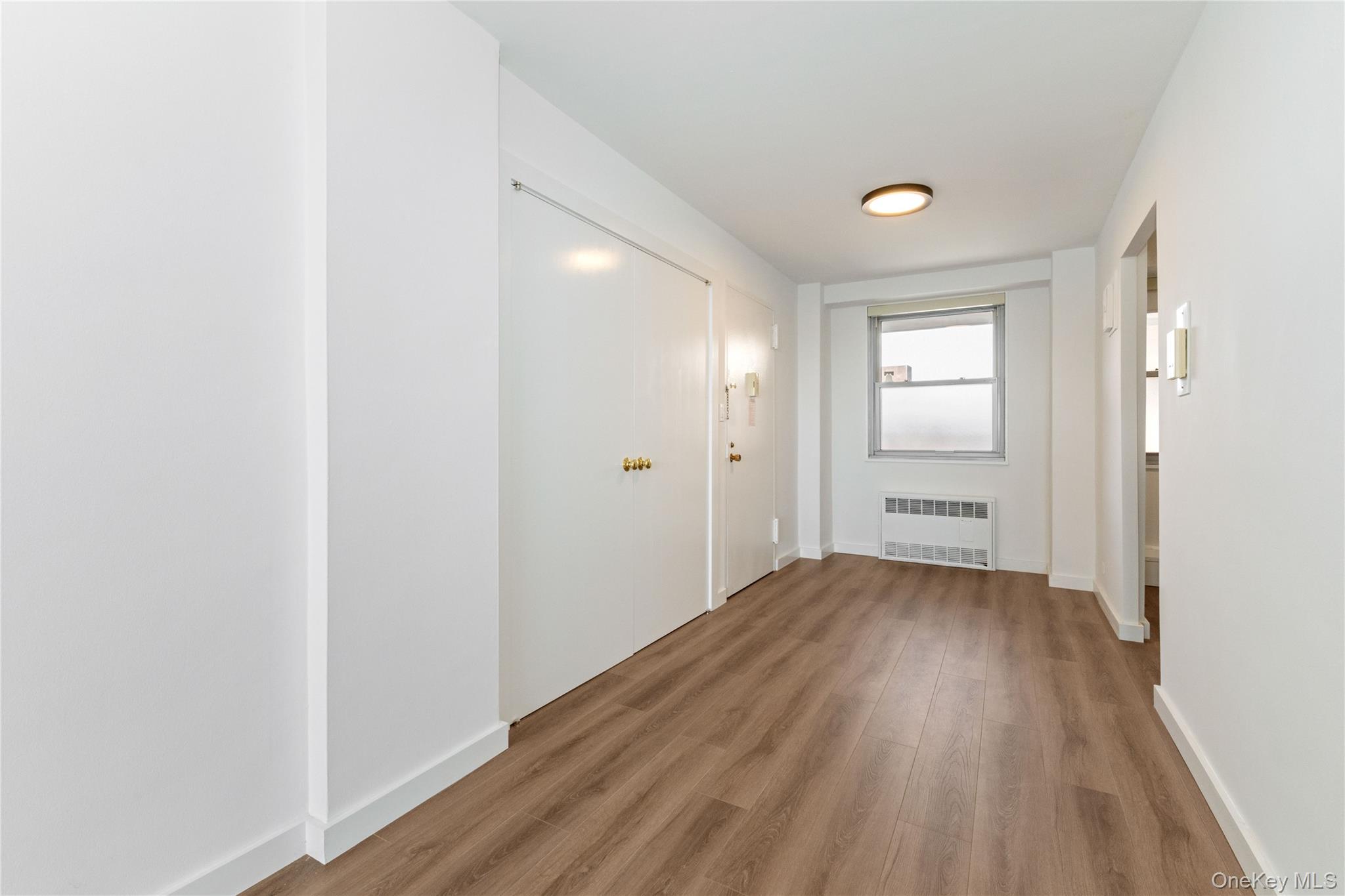 61-15 97 14e Property Photo 7