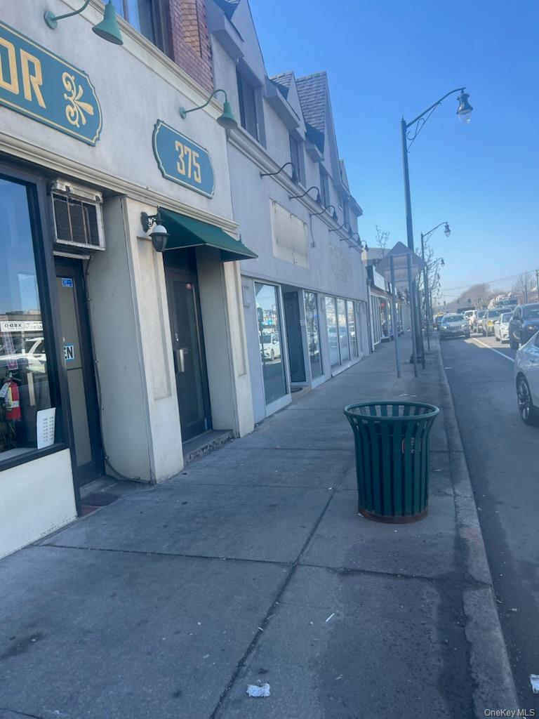 371-373 Sunrise Highway Property Photo 2