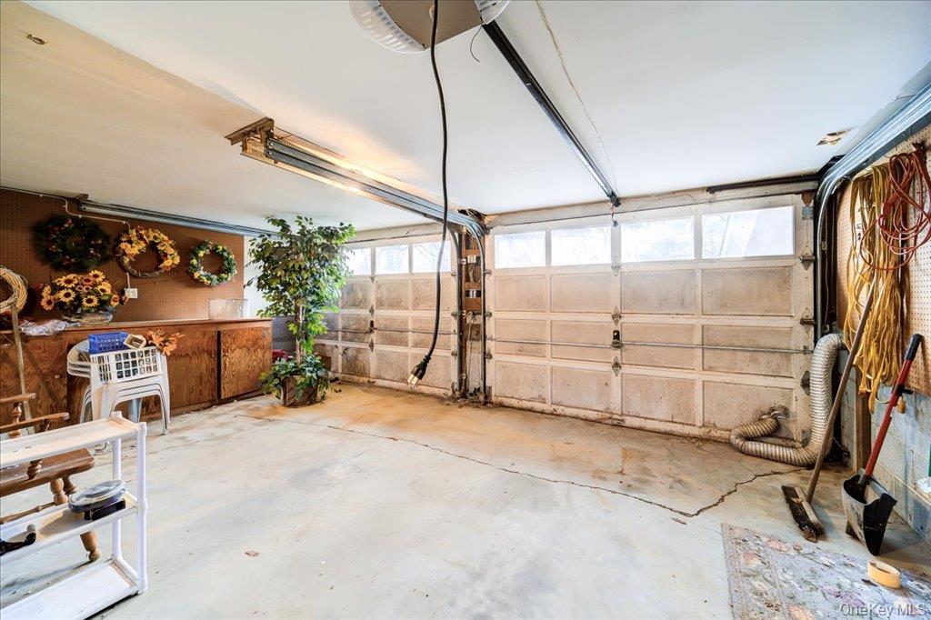 86 W Main Street Property Photo 16