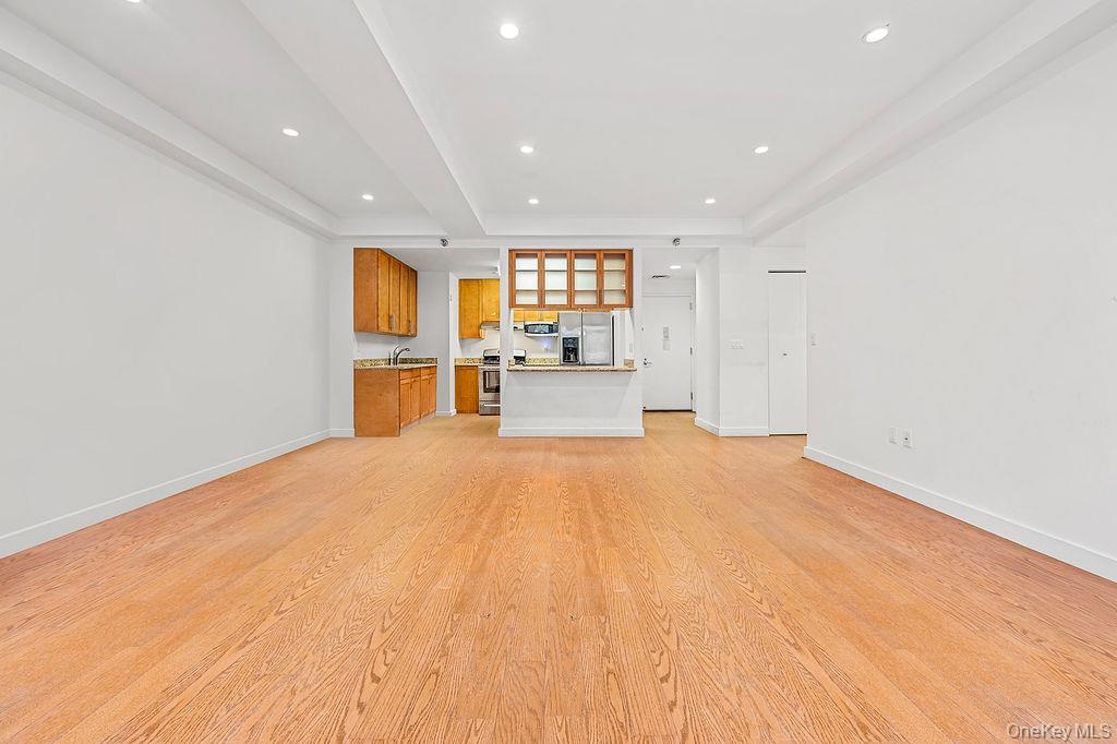 40-22 College Point Boulevard 6h Property Photo 6