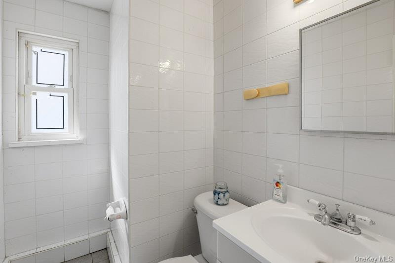 4169 Iris Place Property Photo 10