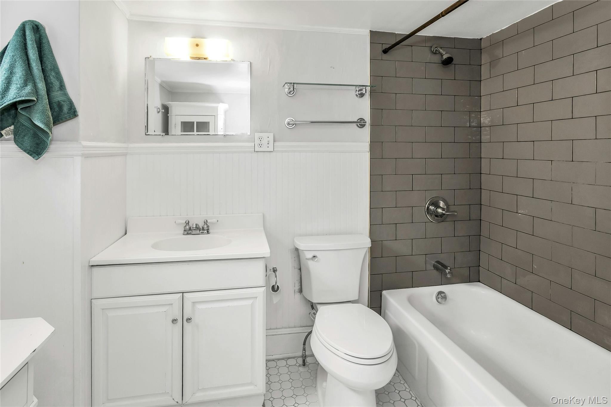 46 Irving Place Property Photo 14
