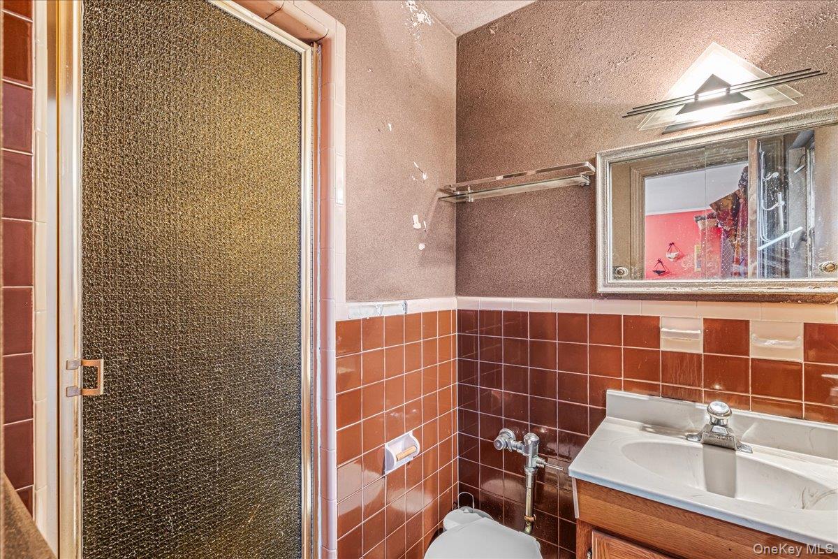 8543 211th Street Property Photo 21
