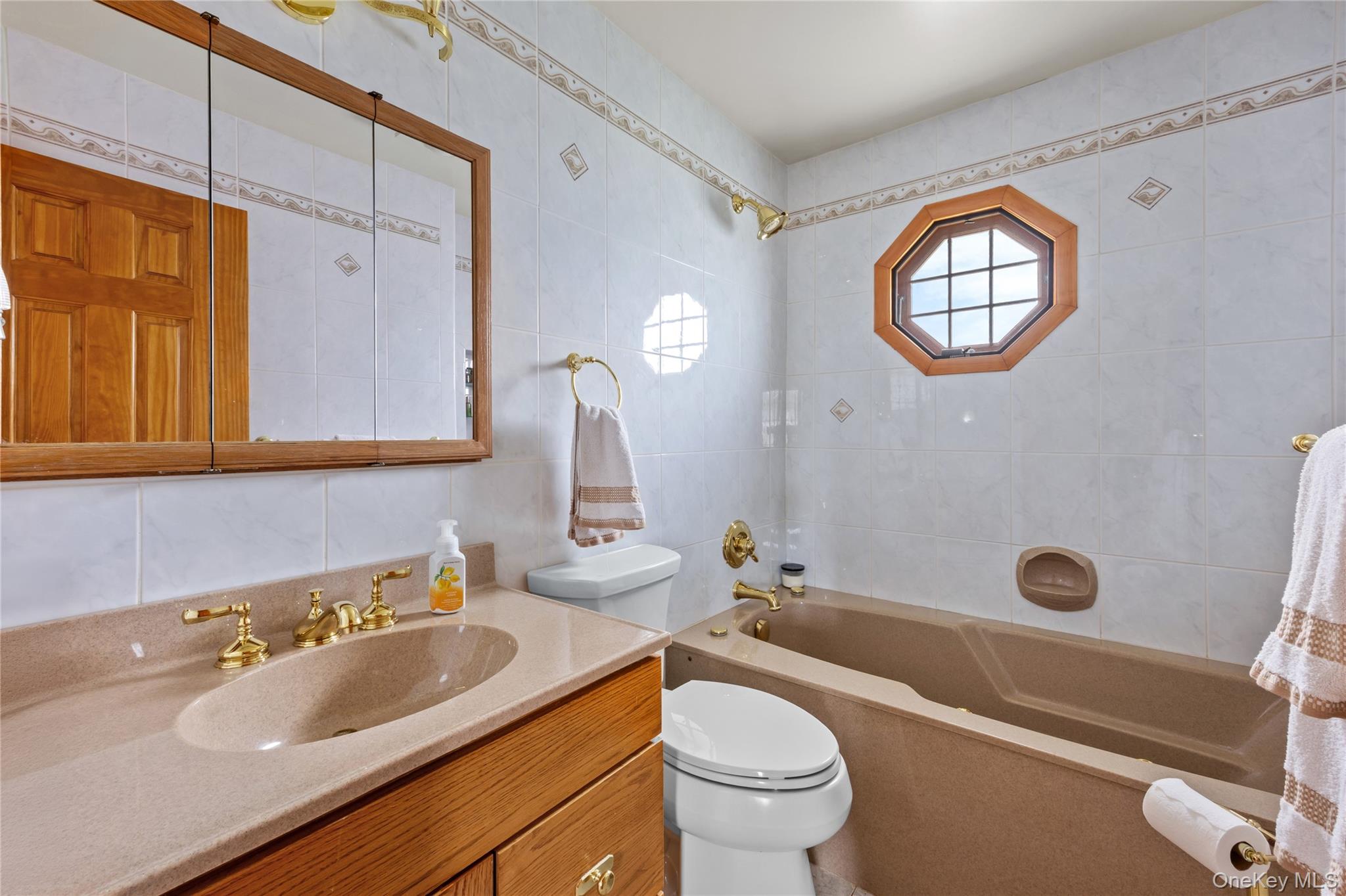 12 Westmoylan Lane Property Photo 21
