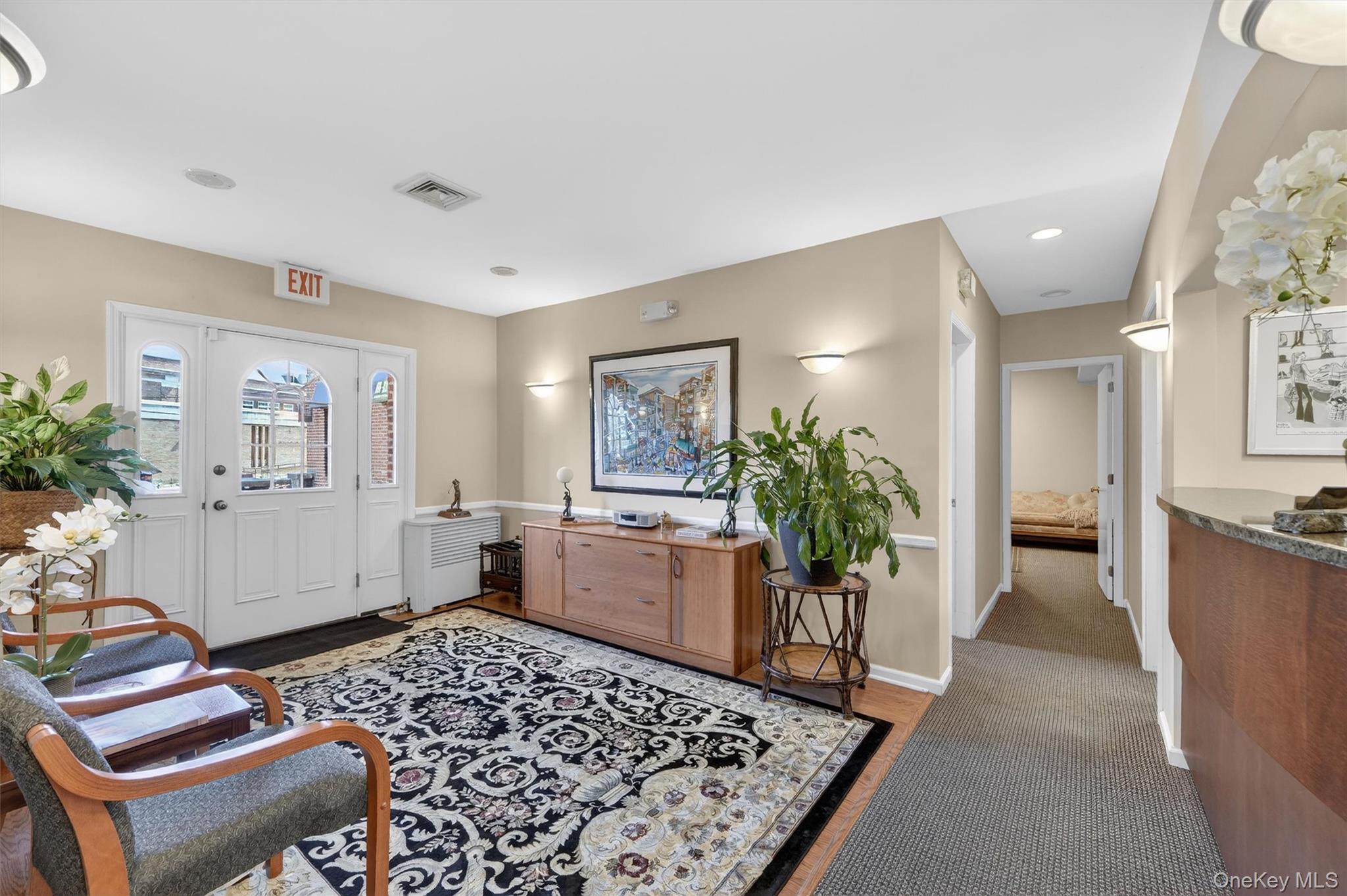 10 Nosband Avenue 1l Property Photo 13