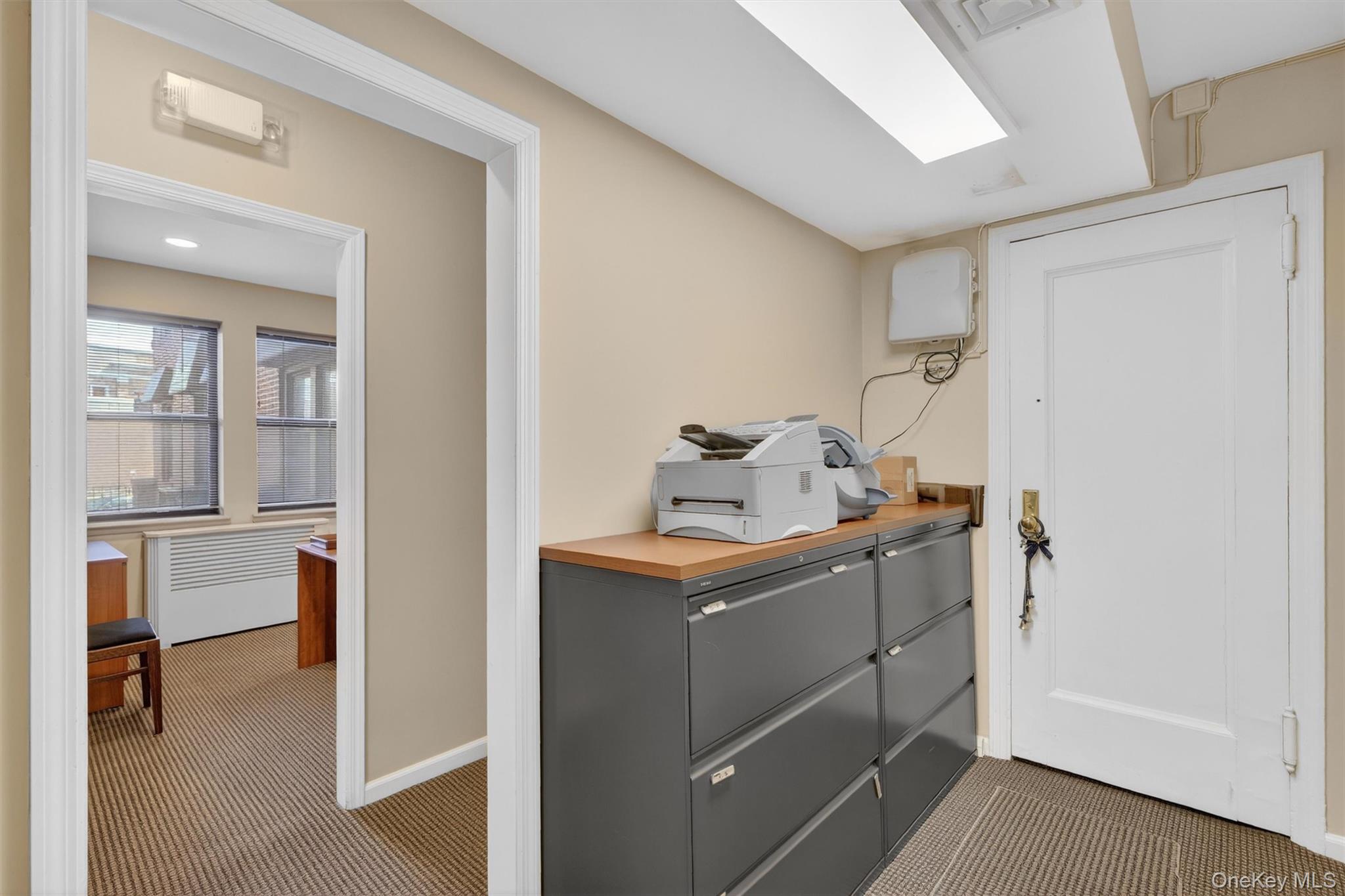 10 Nosband Avenue 1l Property Photo 16