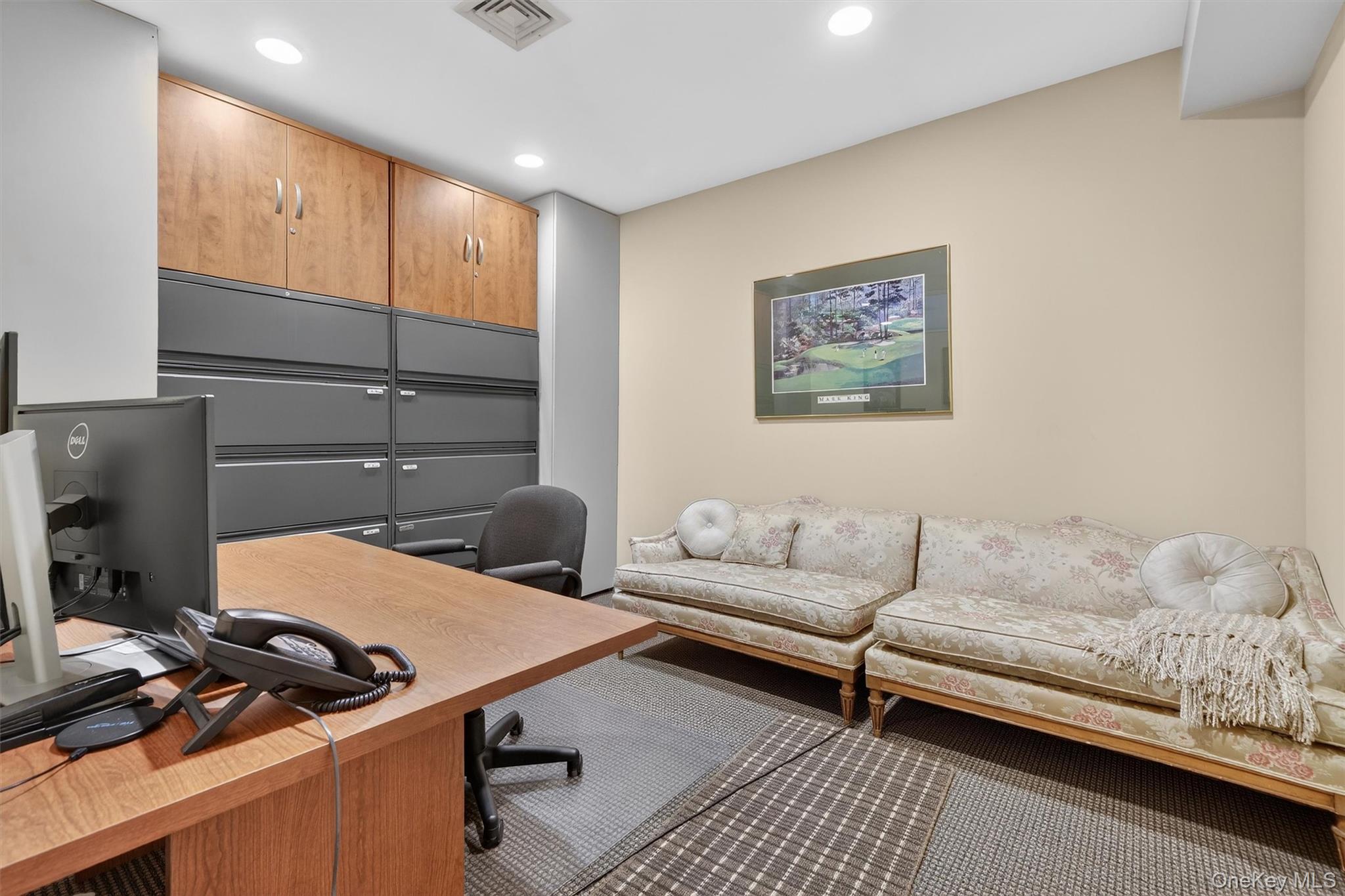 10 Nosband Avenue 1l Property Photo 19