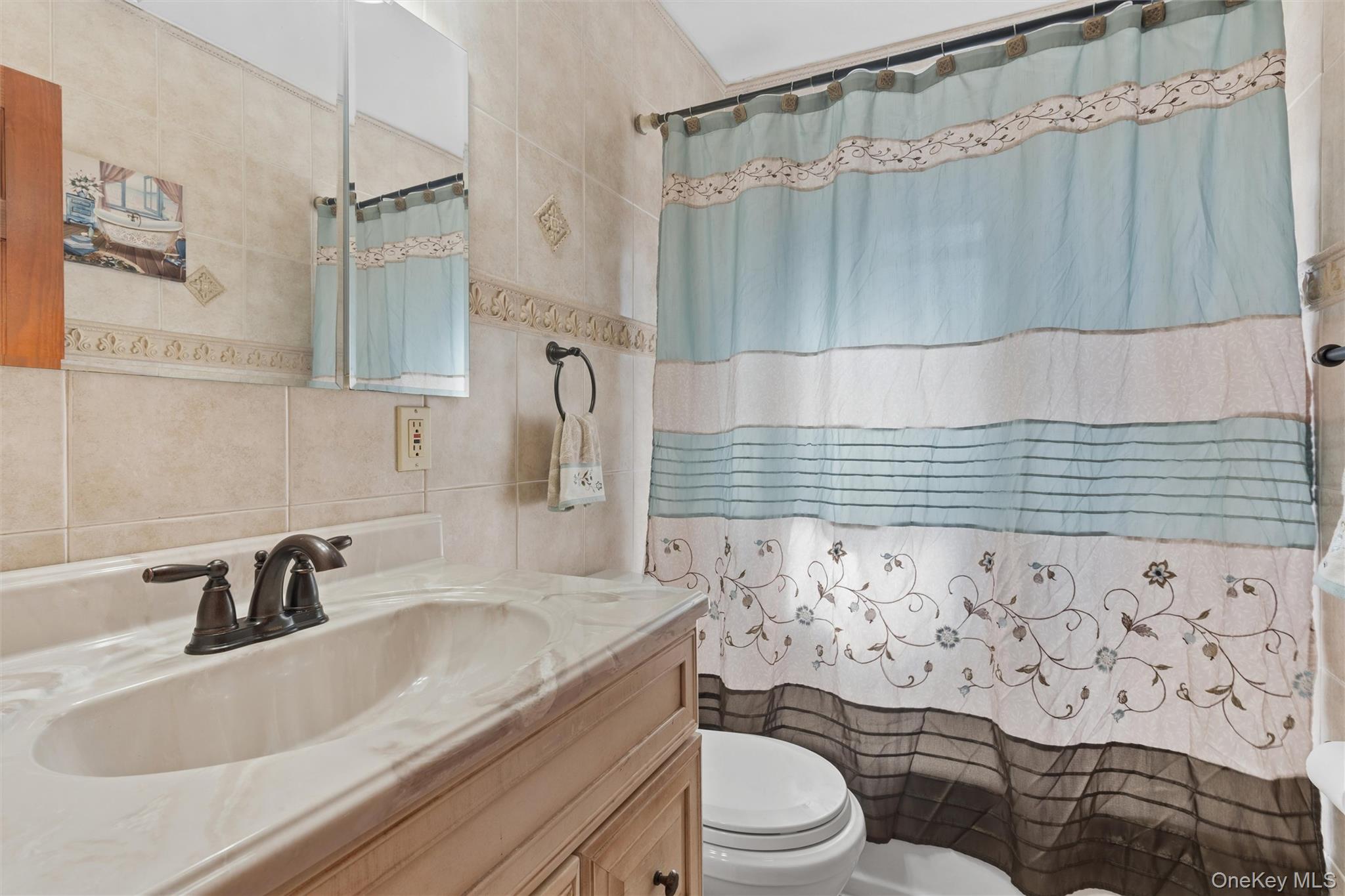 33-22 Jordan Street Property Photo 9