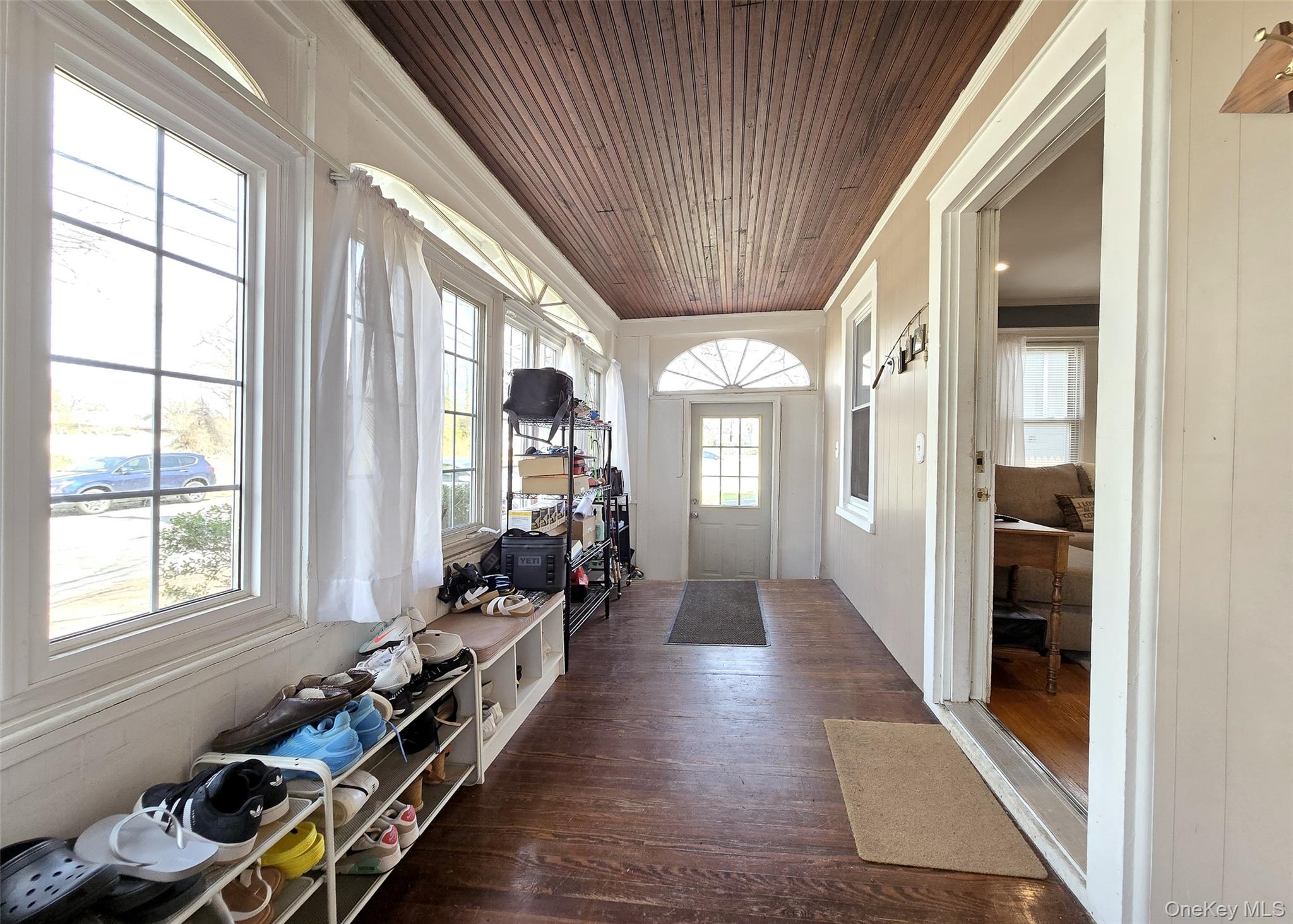 64 11th Street Property Photo 2