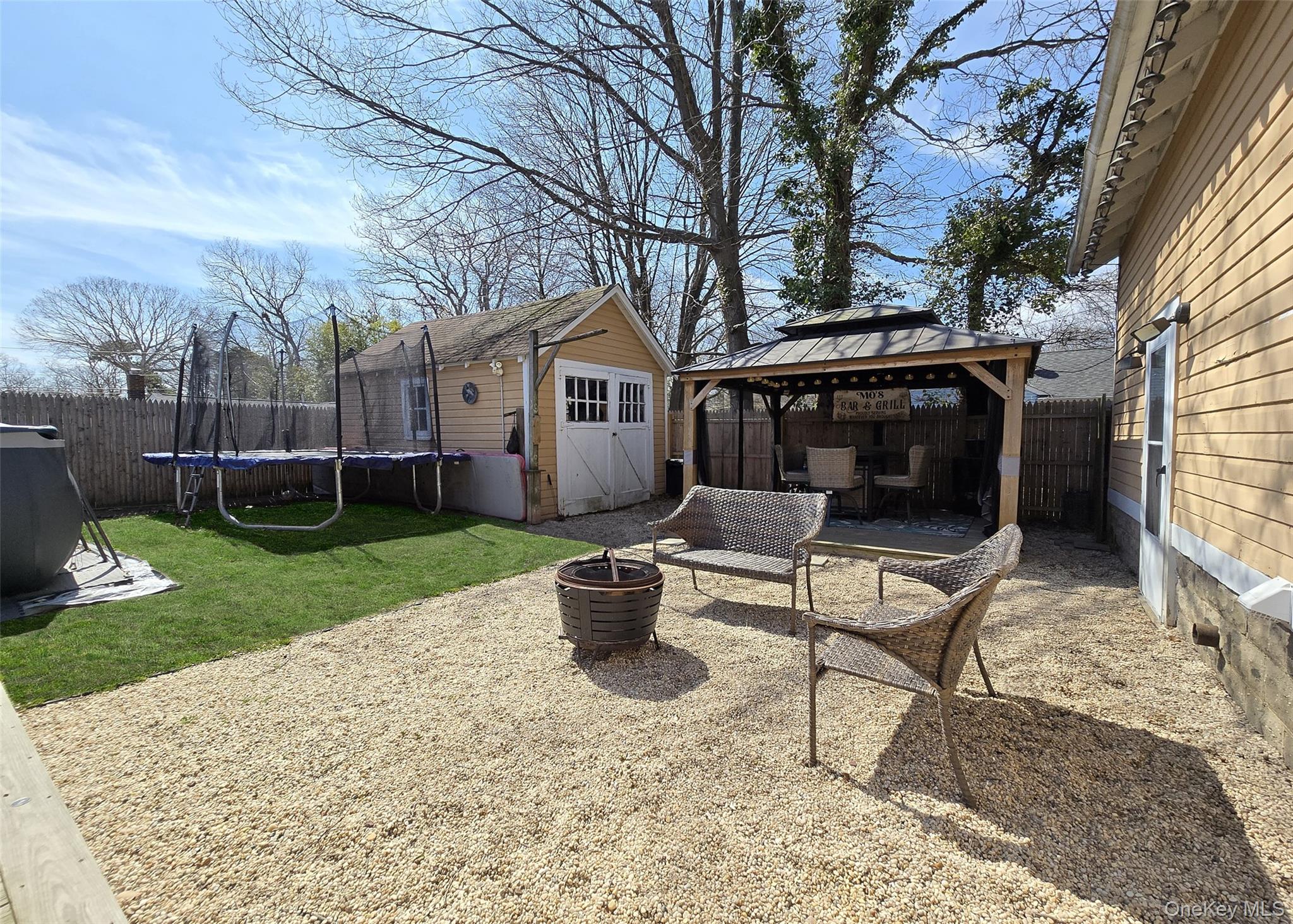 64 11th Street Property Photo 4