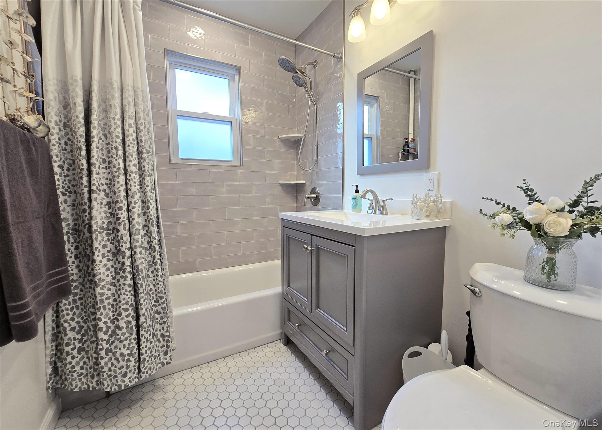 64 11th Street Property Photo 12