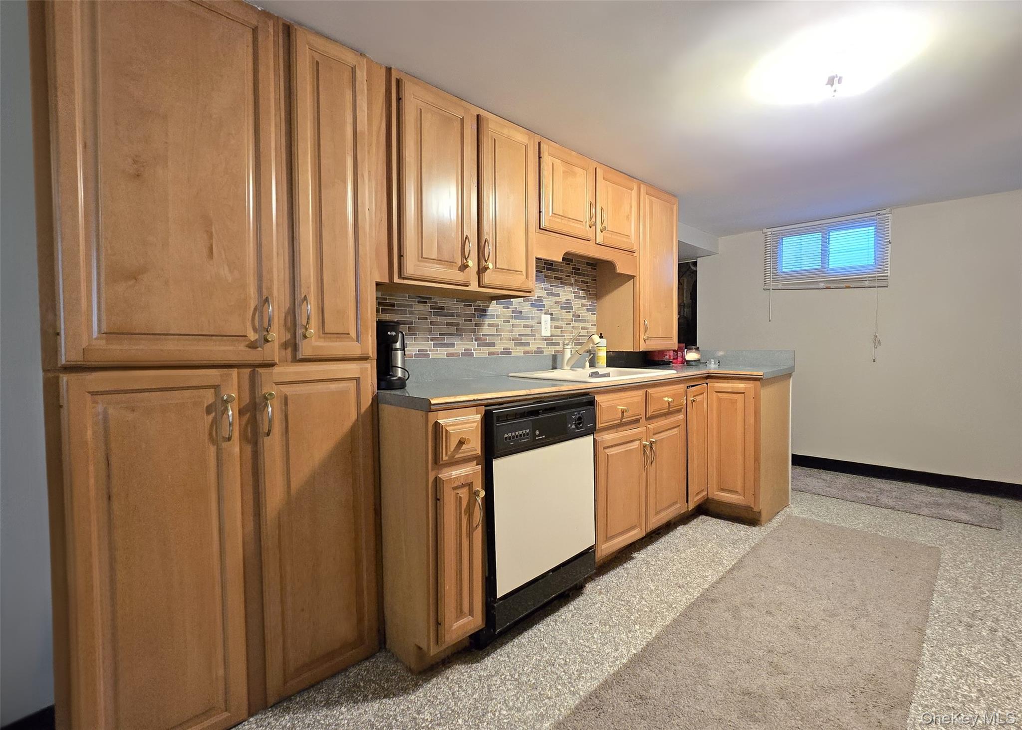 64 11th Street Property Photo 21