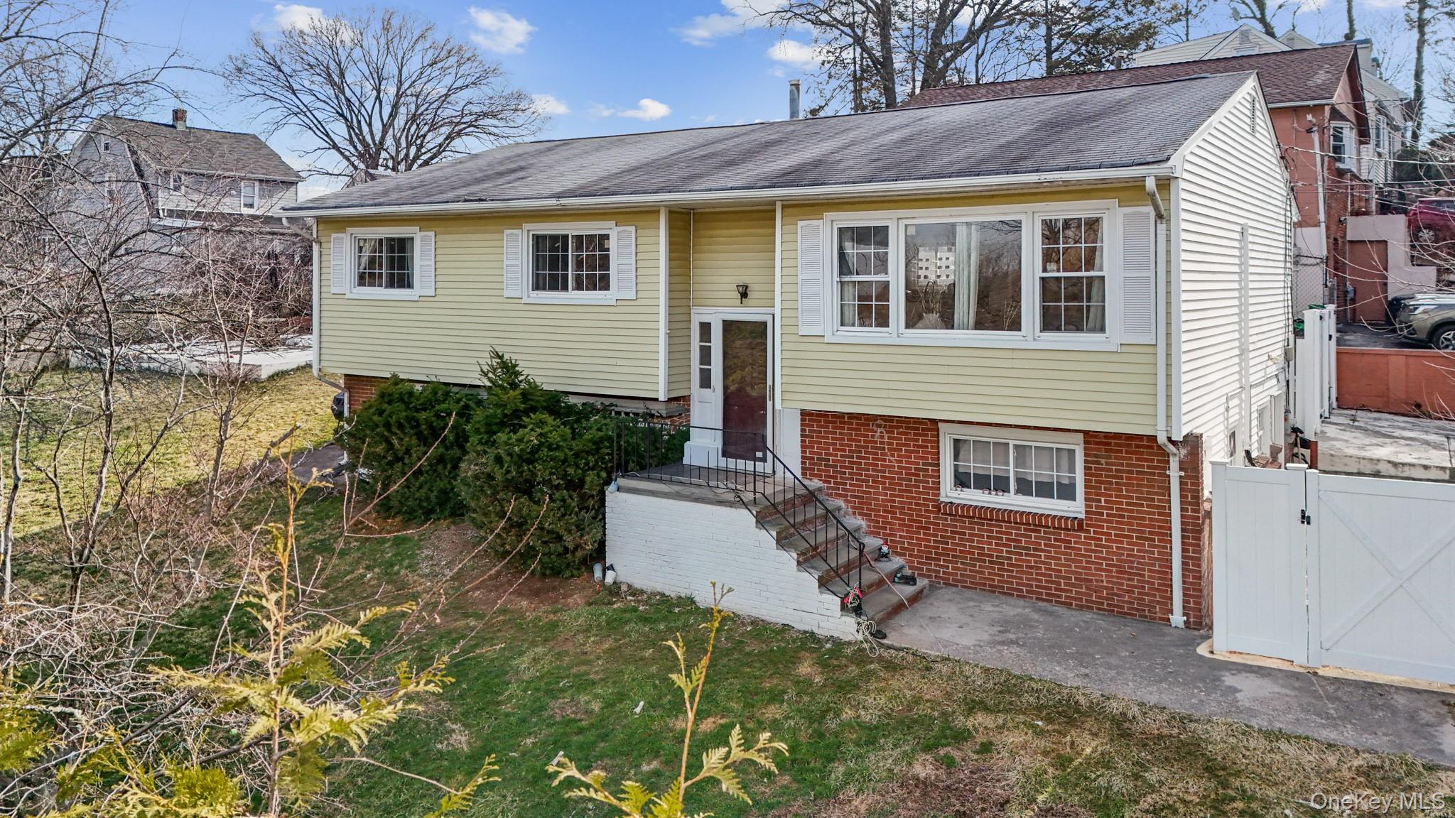 14 Dickinson Avenue Property Photo 1