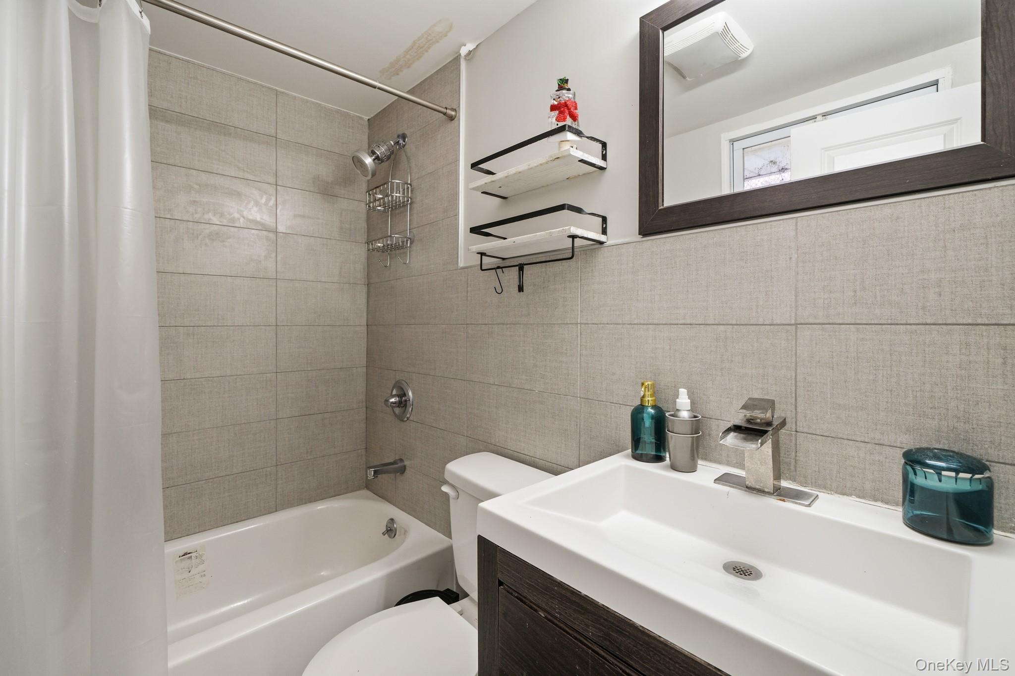 14 Dickinson Avenue Property Photo 21
