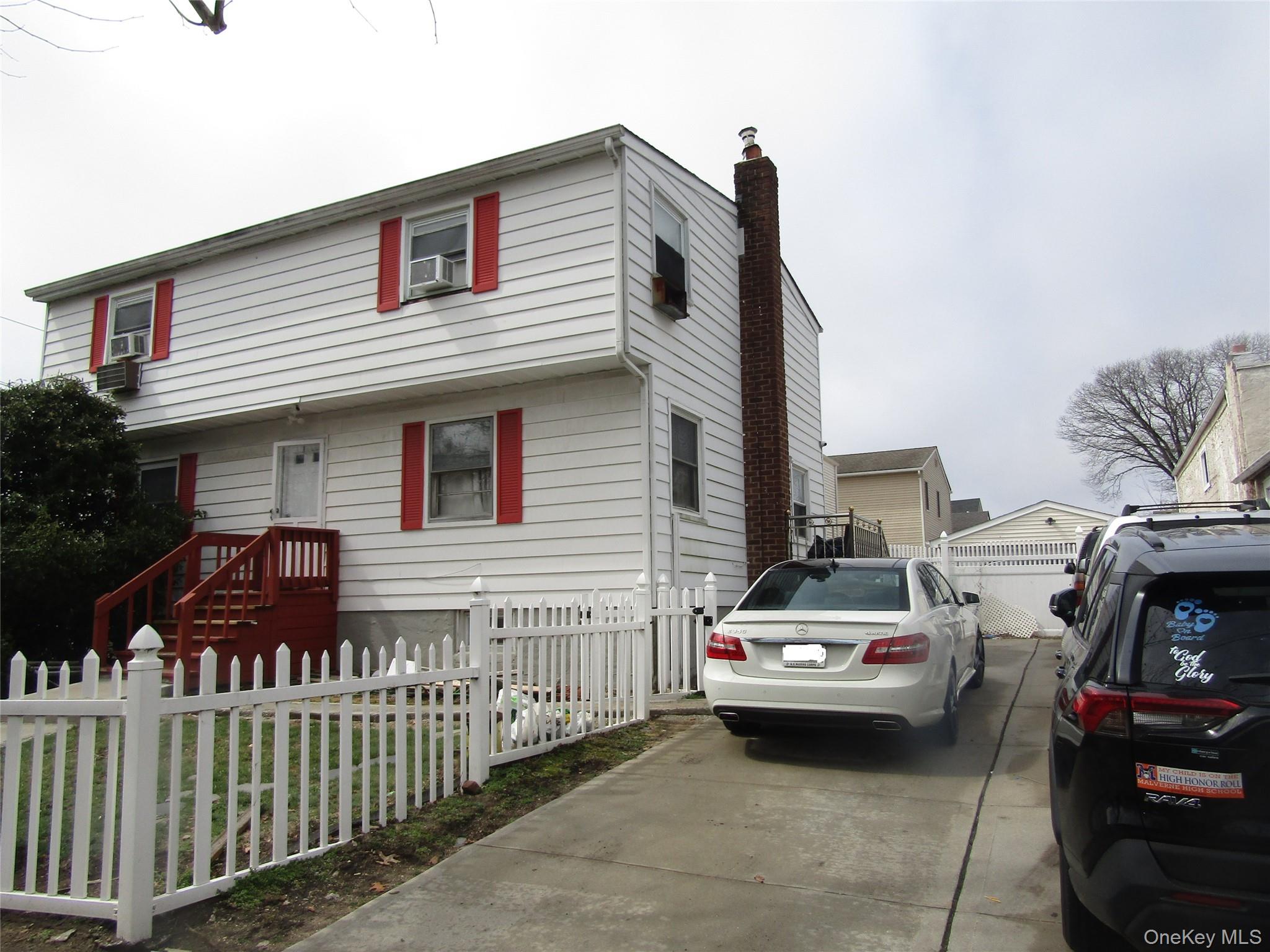 981027 Property Photo 2