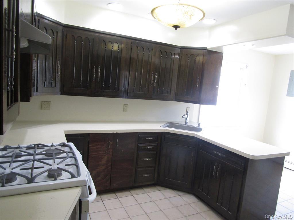 981027 Property Photo 5