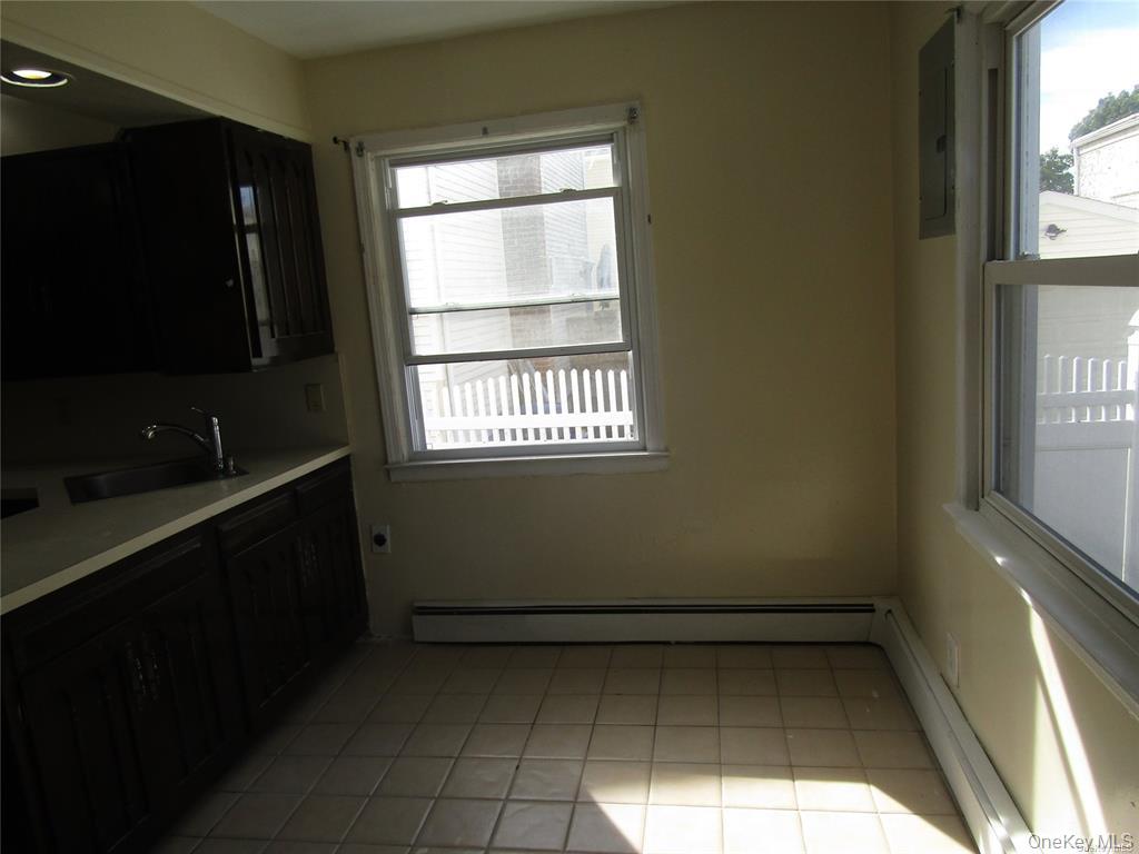 981027 Property Photo 6