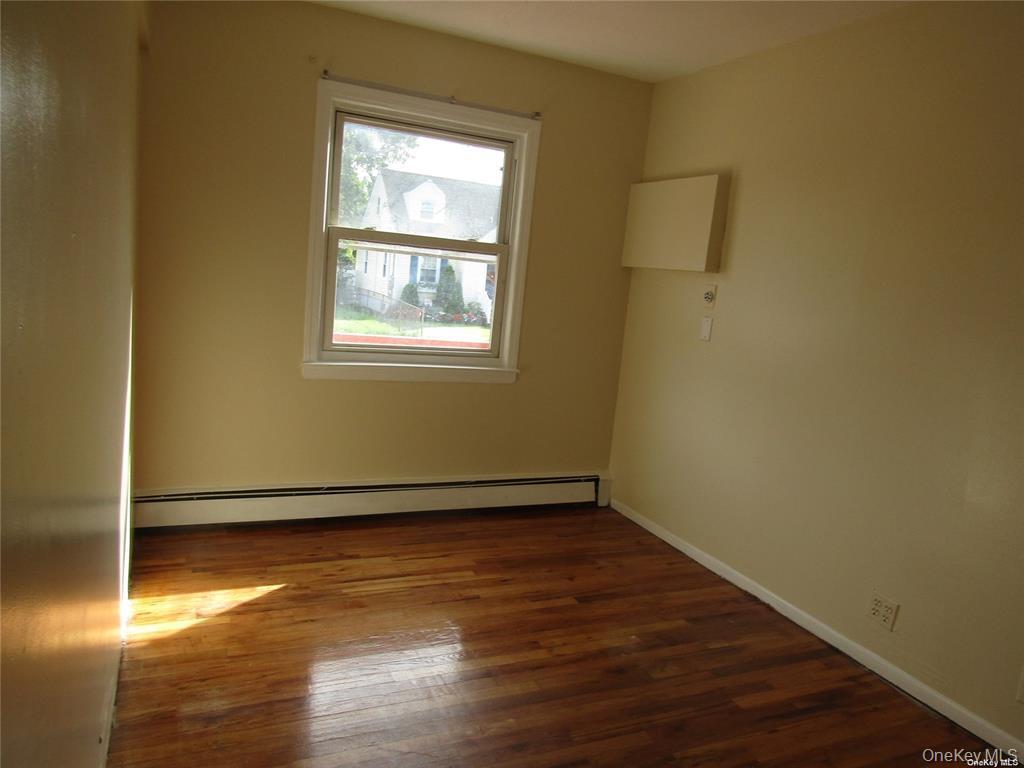 981027 Property Photo 10