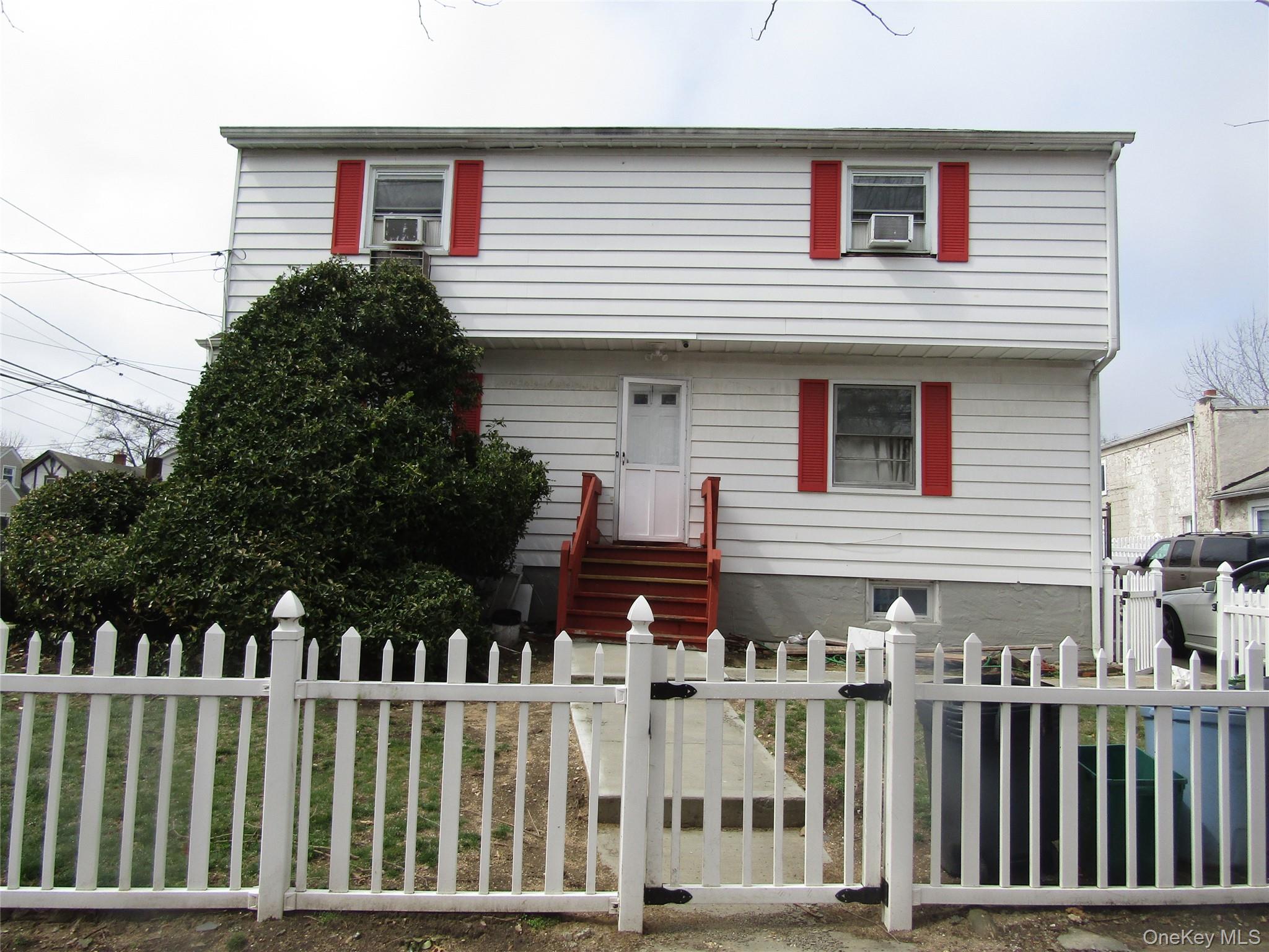 981027 Property Photo 21