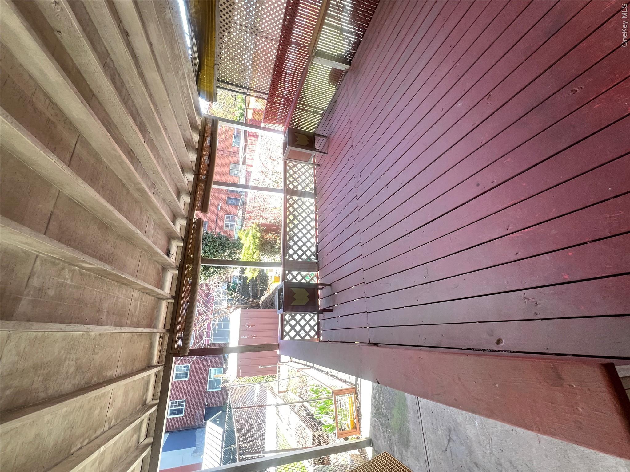 570 Christopher Avenue Property Photo 16