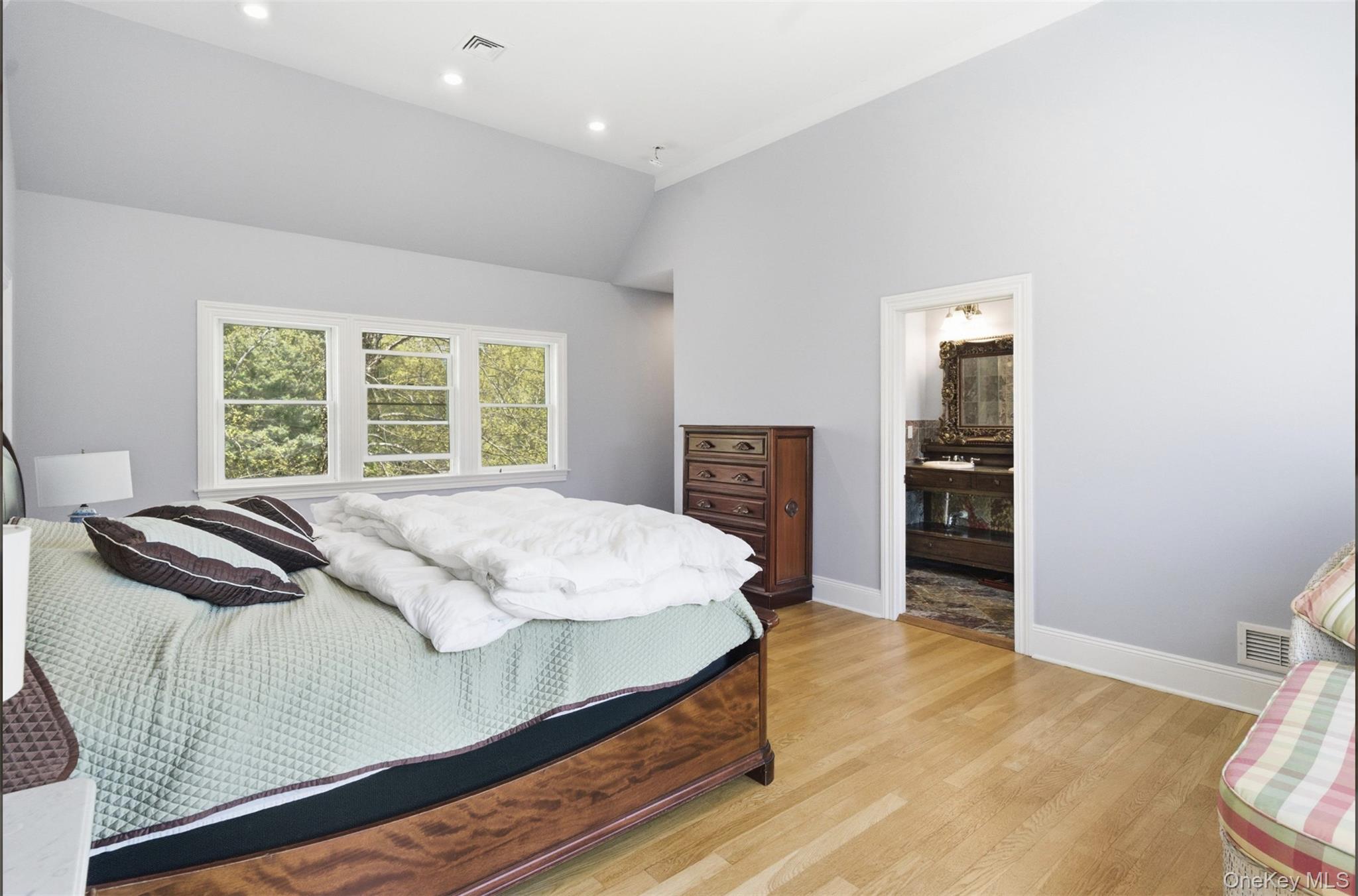 9 Locust Woods Drive Property Photo 9