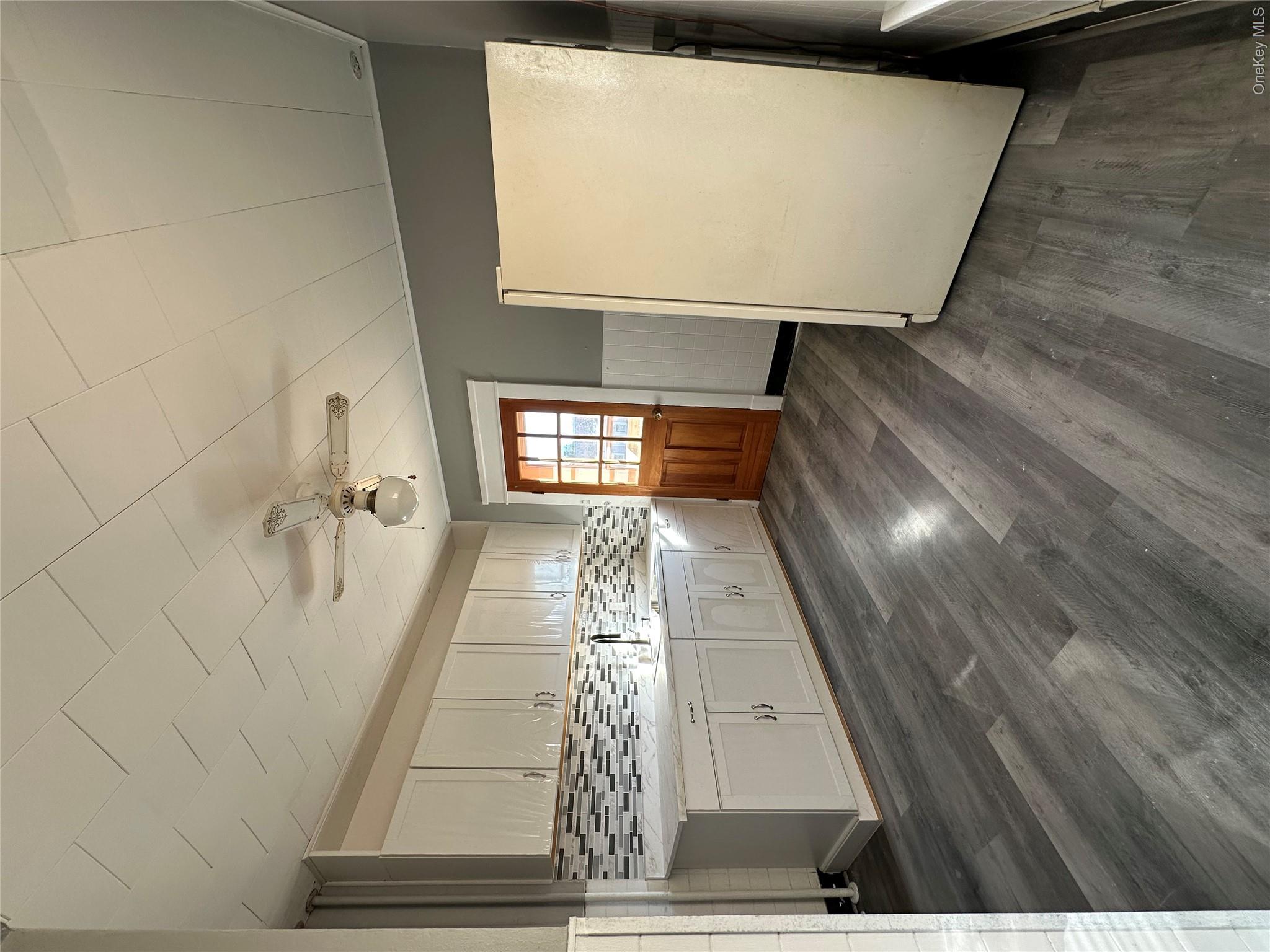9 Elizabeth Street 2 Property Photo 7