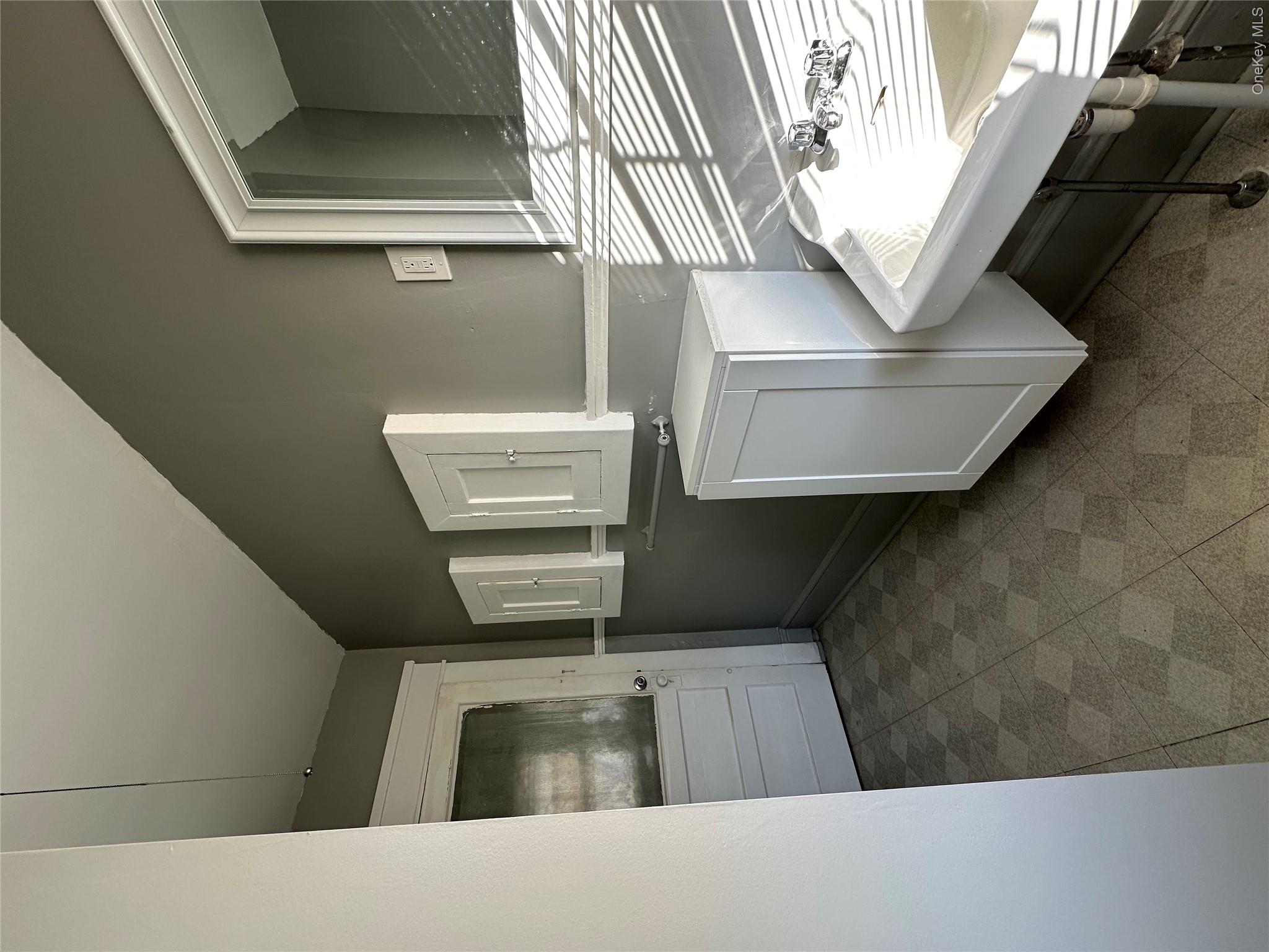 9 Elizabeth Street 2 Property Photo 12