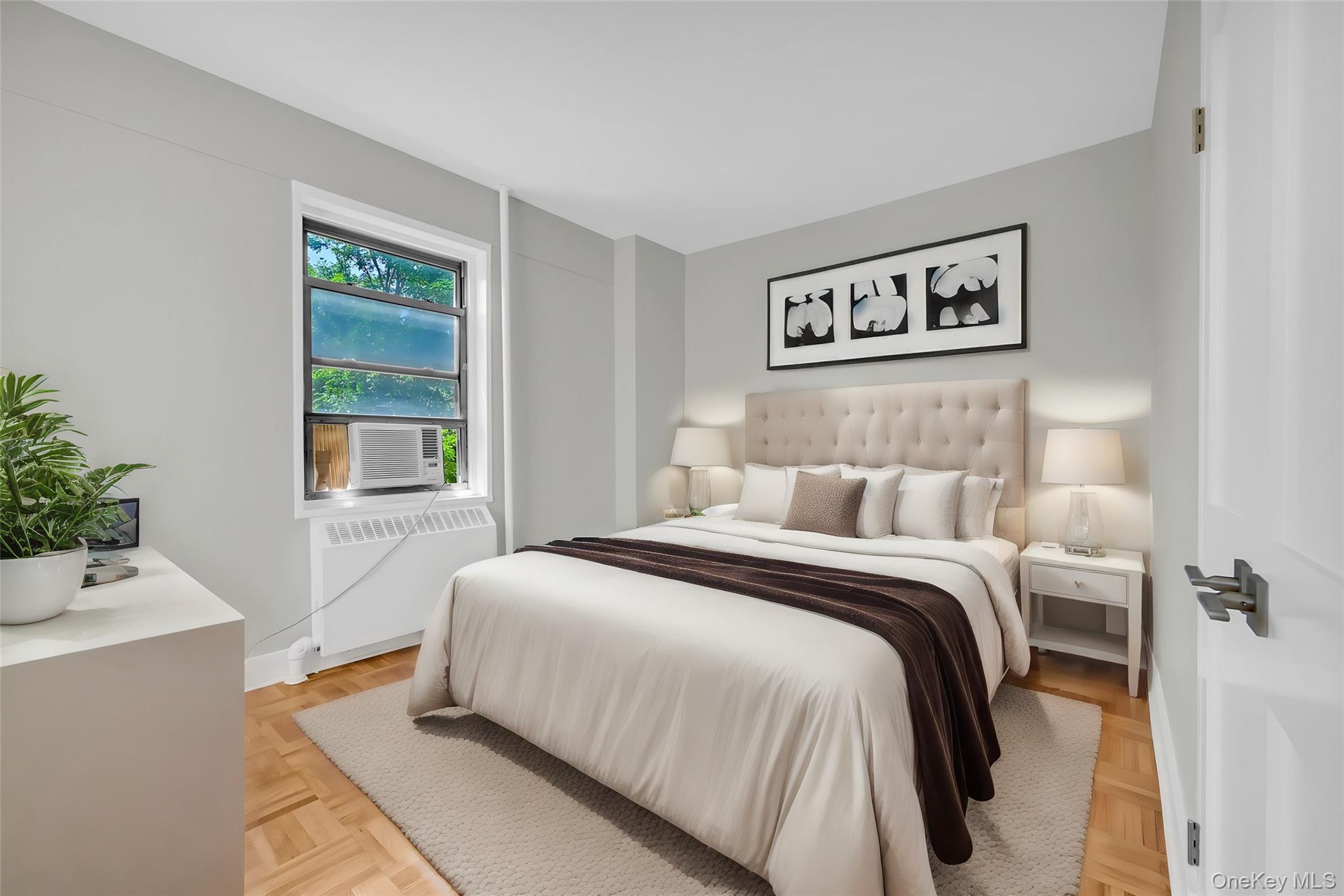 9 Fordham Hill Oval 3c Property Photo 12