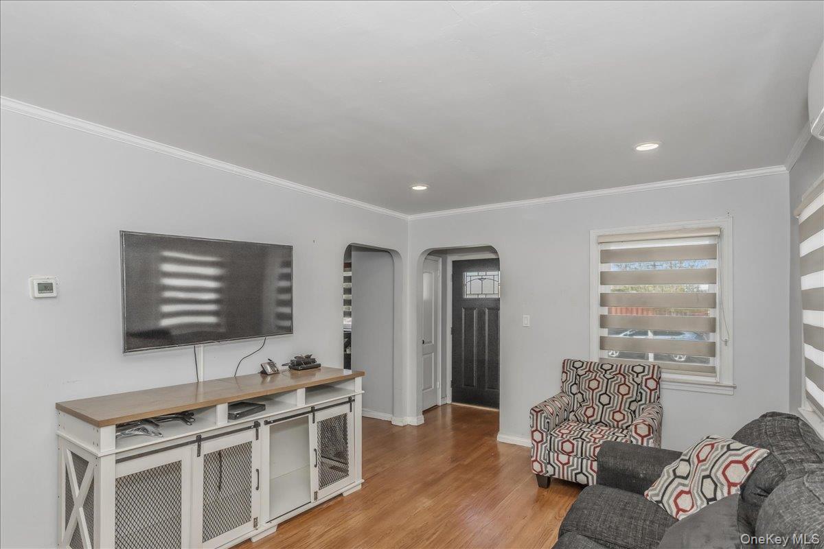132 Wardwell Road Property Photo 6