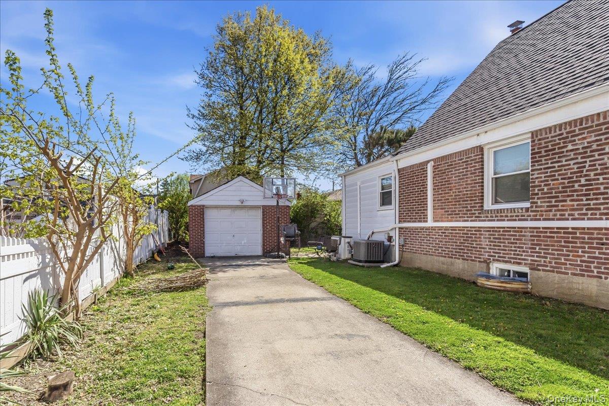 132 Wardwell Road Property Photo 26