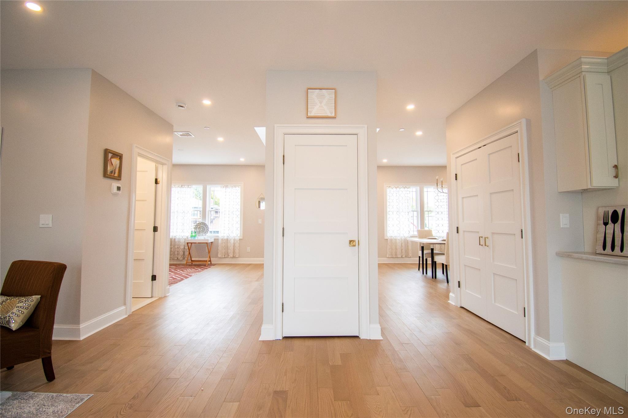 300 Harbor Street Property Photo 4