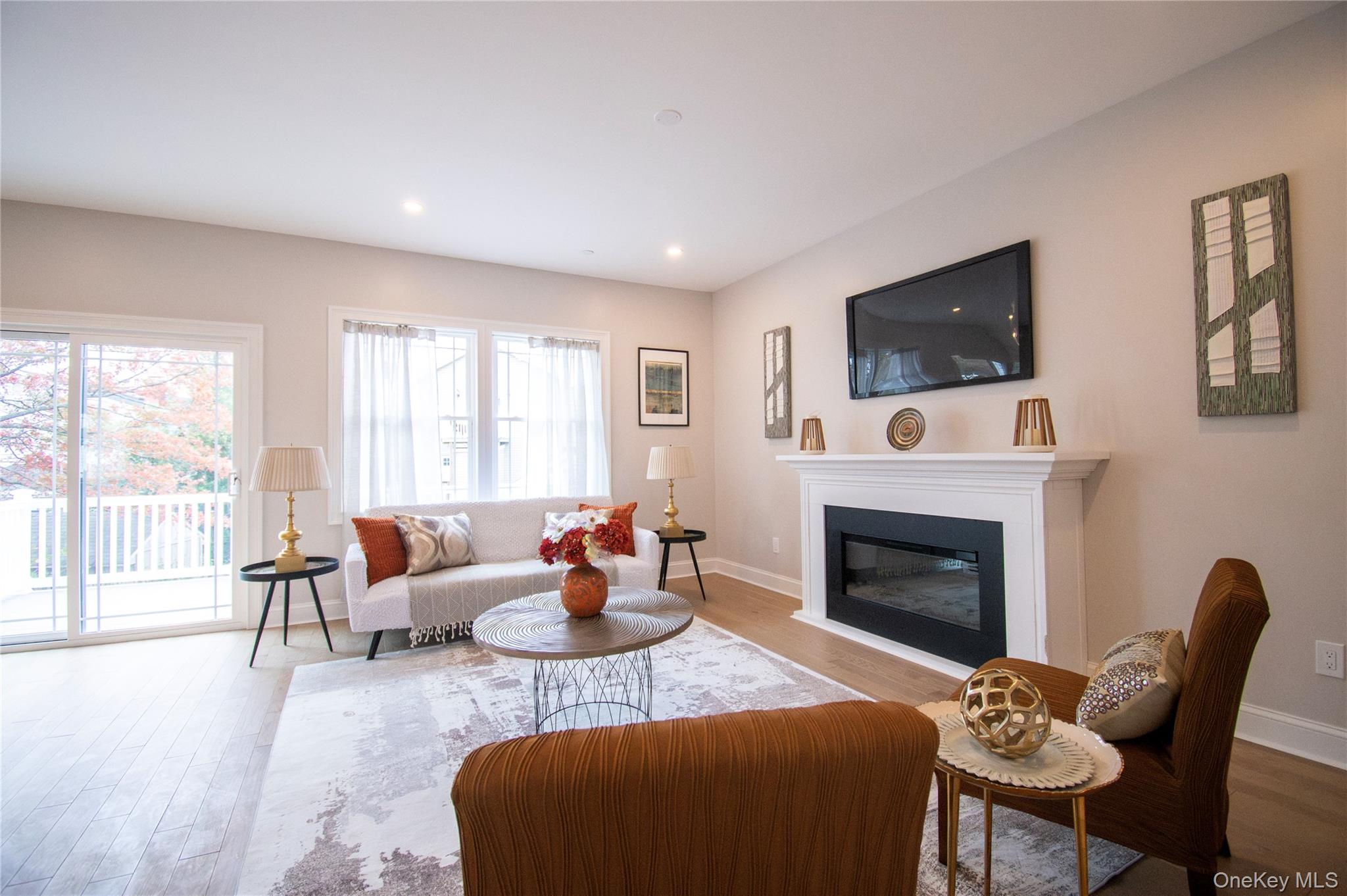 300 Harbor Street Property Photo 11